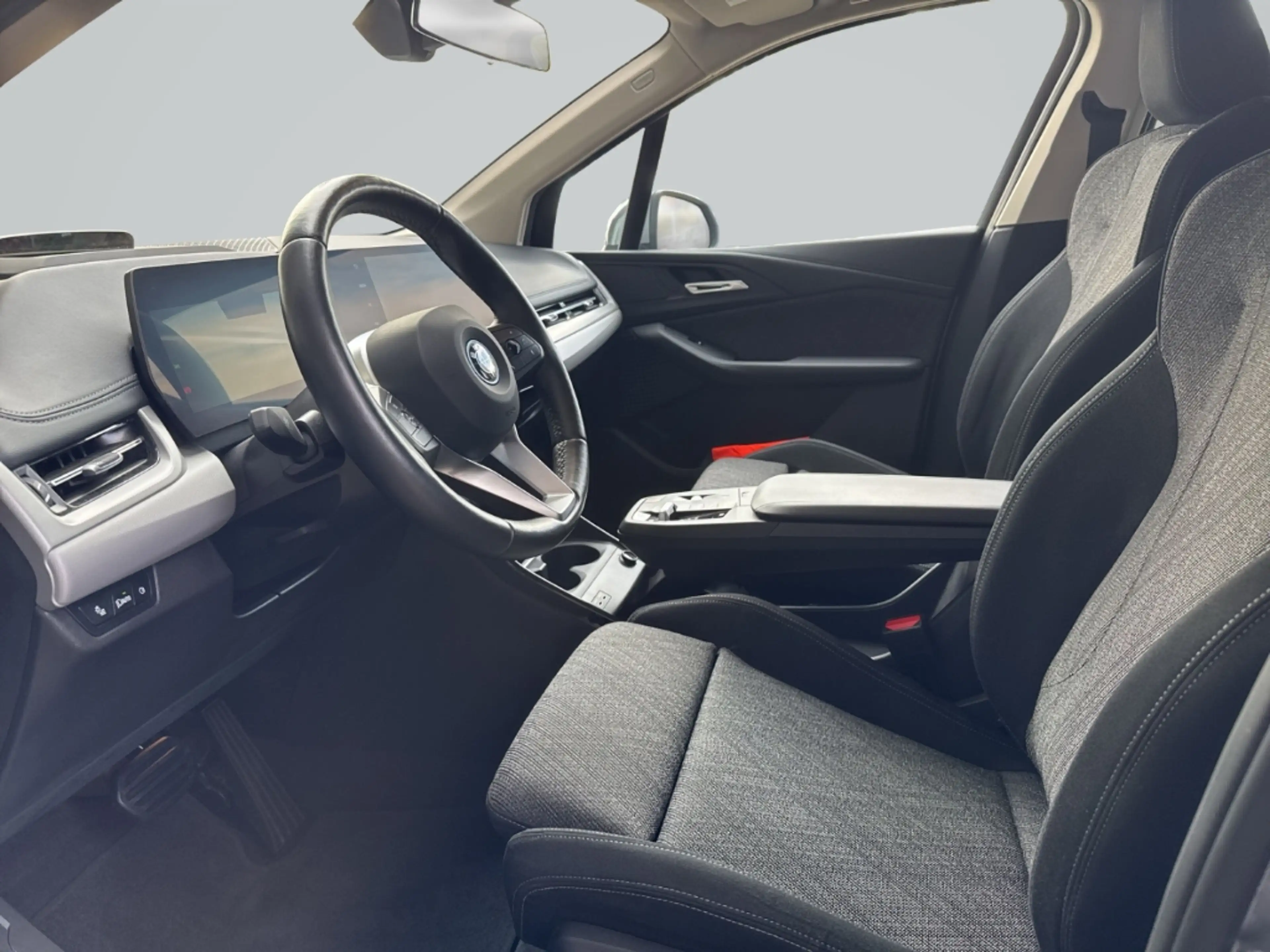 BMW 225 Active Tourer e+SPORTSITZE+AHK+HUD+LED ADPT.+ — photo 13