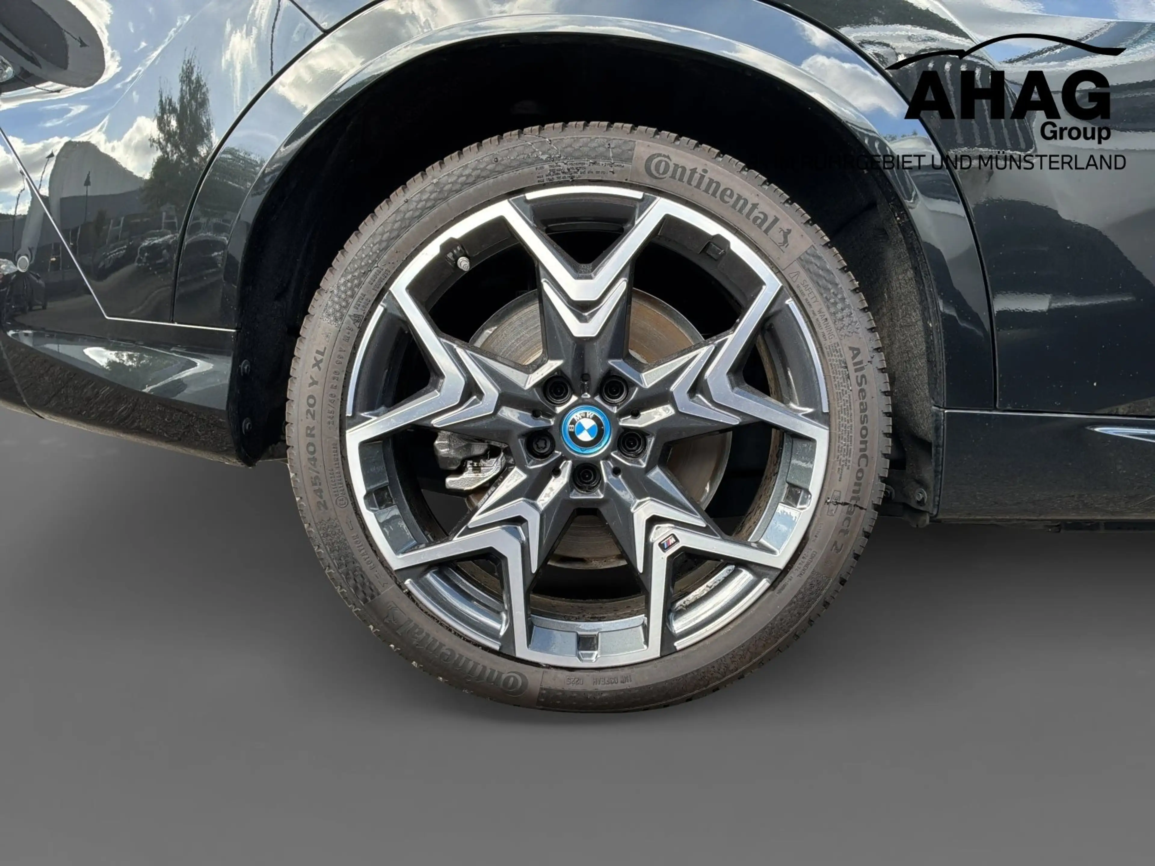 BMW iX2 xDrive30 M Sportpaket — photo 12