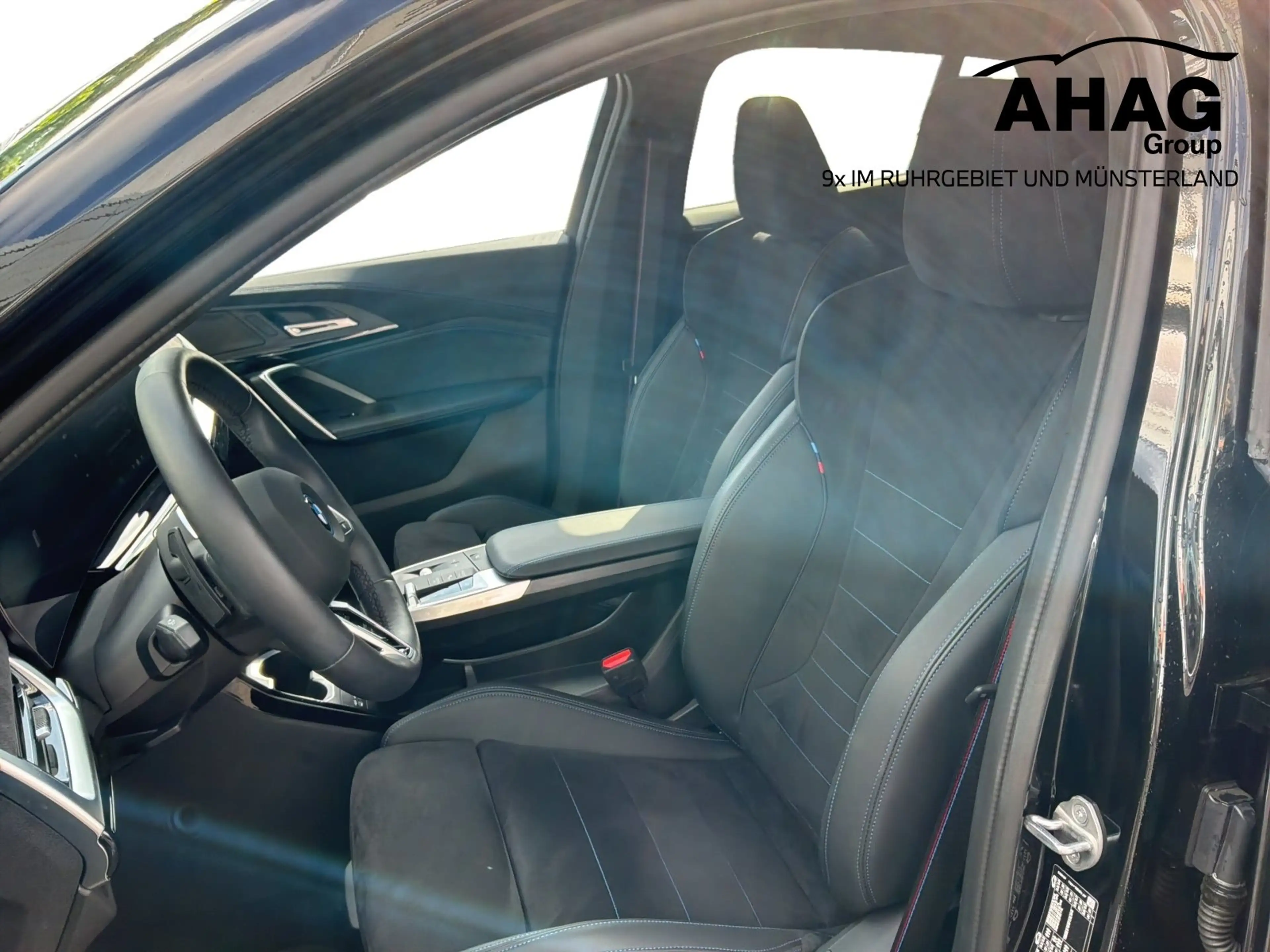 BMW iX2 xDrive30 M Sportpaket — photo 7