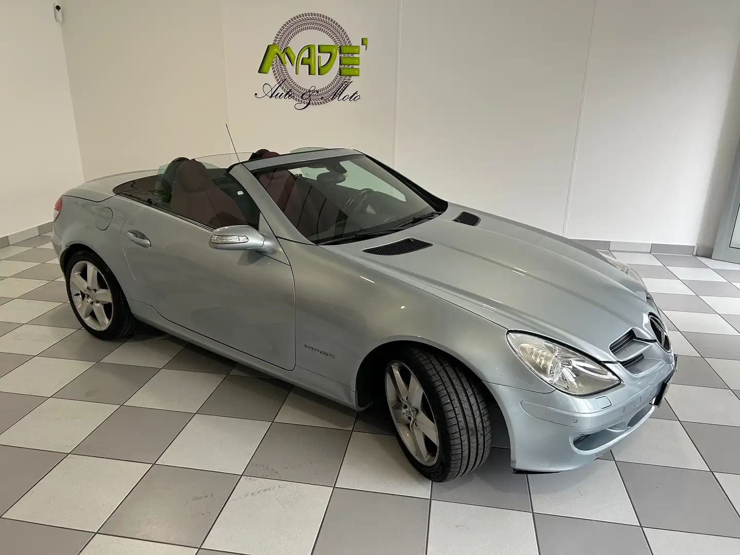 Mercedes-Benz SLK 200 R171 KOMPRESSOR SPORT Grau - 1