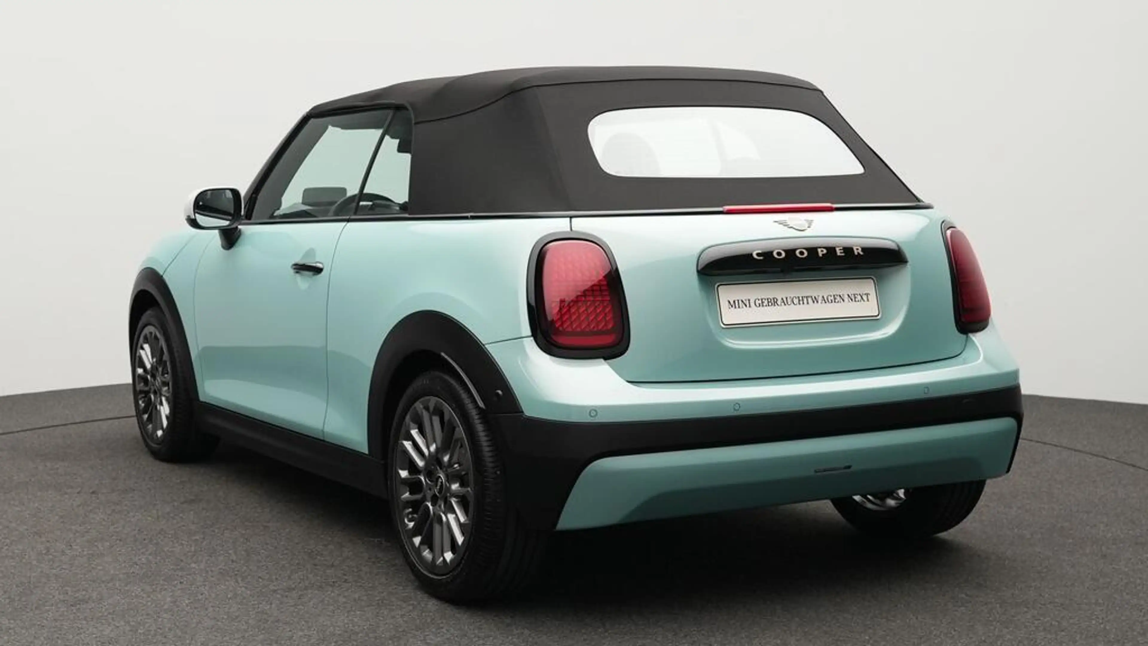 MINI Cooper C Cabrio Classic Trim — photo 6