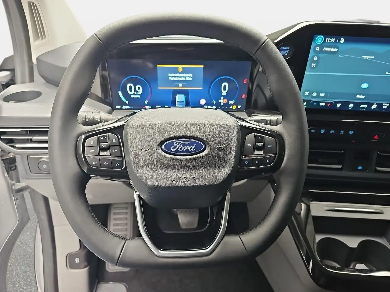 Ford Tourneo Custom 2026 — фото 14