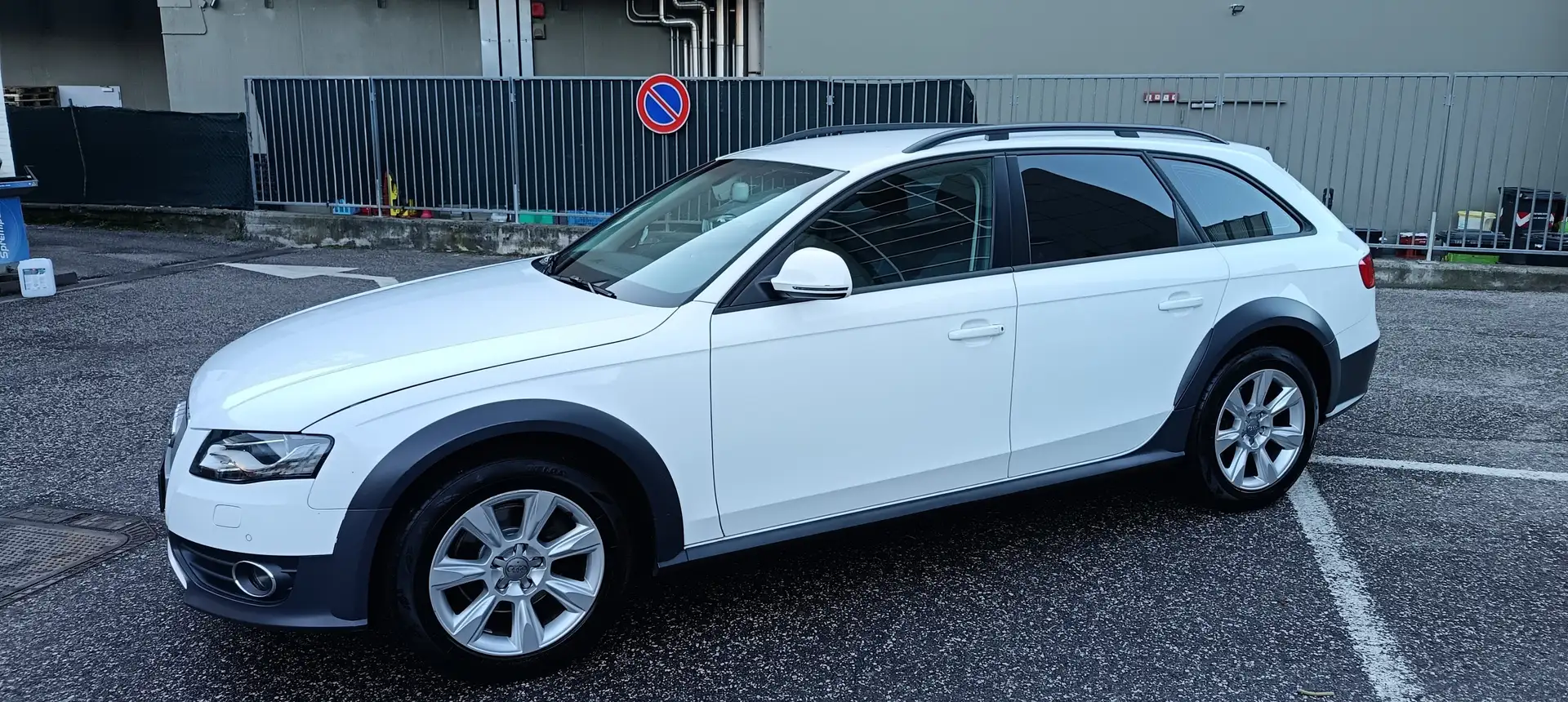 Audi A4 allroad A4 Allroad 2.0 tdi 170cv Bianco - 2