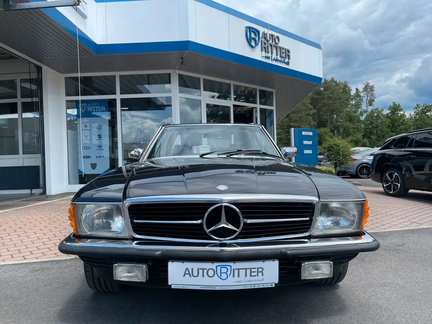 Mercedes-Benz SL 380 Cabrio H-Kennzeichen R107 Note 1-2 Чорний - 2