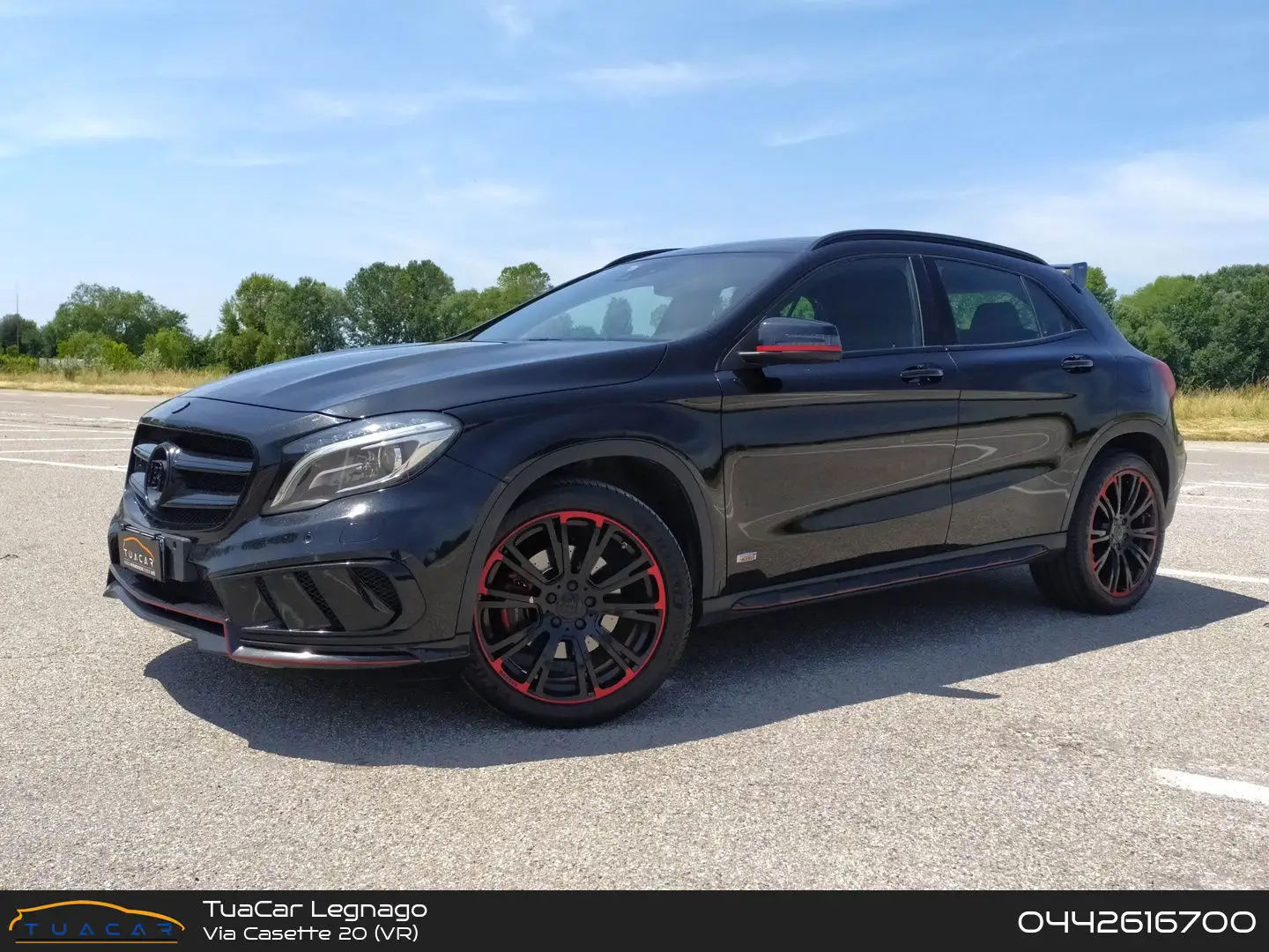 Mercedes-Benz GLA 220 Premium GLA 220 D BRABUS D3 Noir - 1