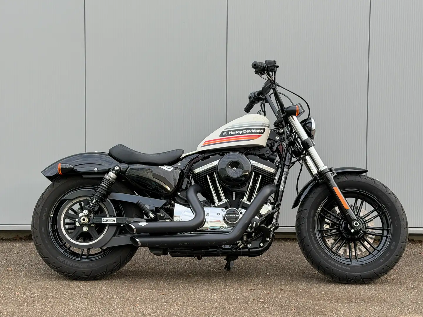 Harley-Davidson Sportster Forty Eight Vance & hines / 2020 Wit - 1