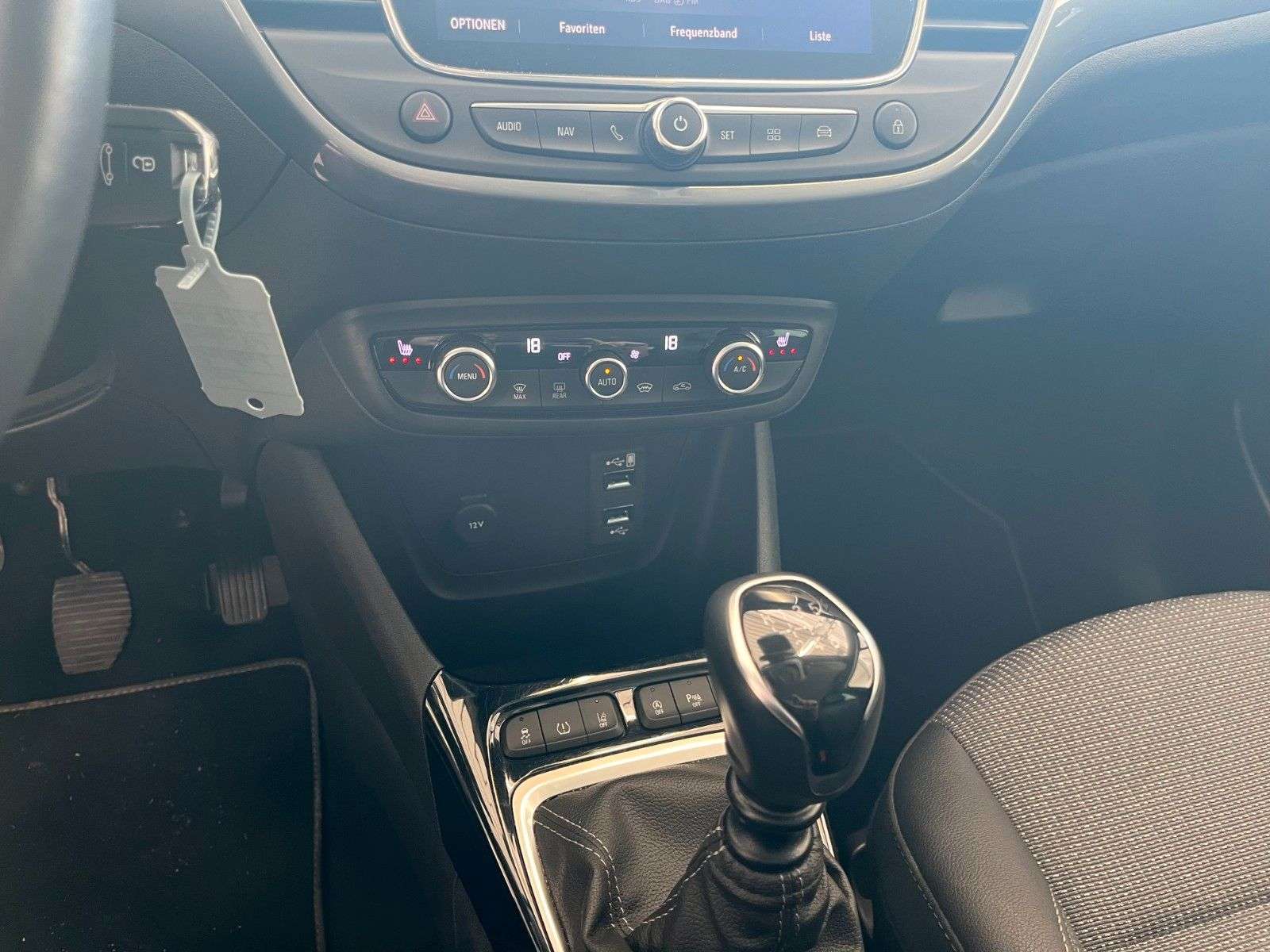 Opel Crossland X