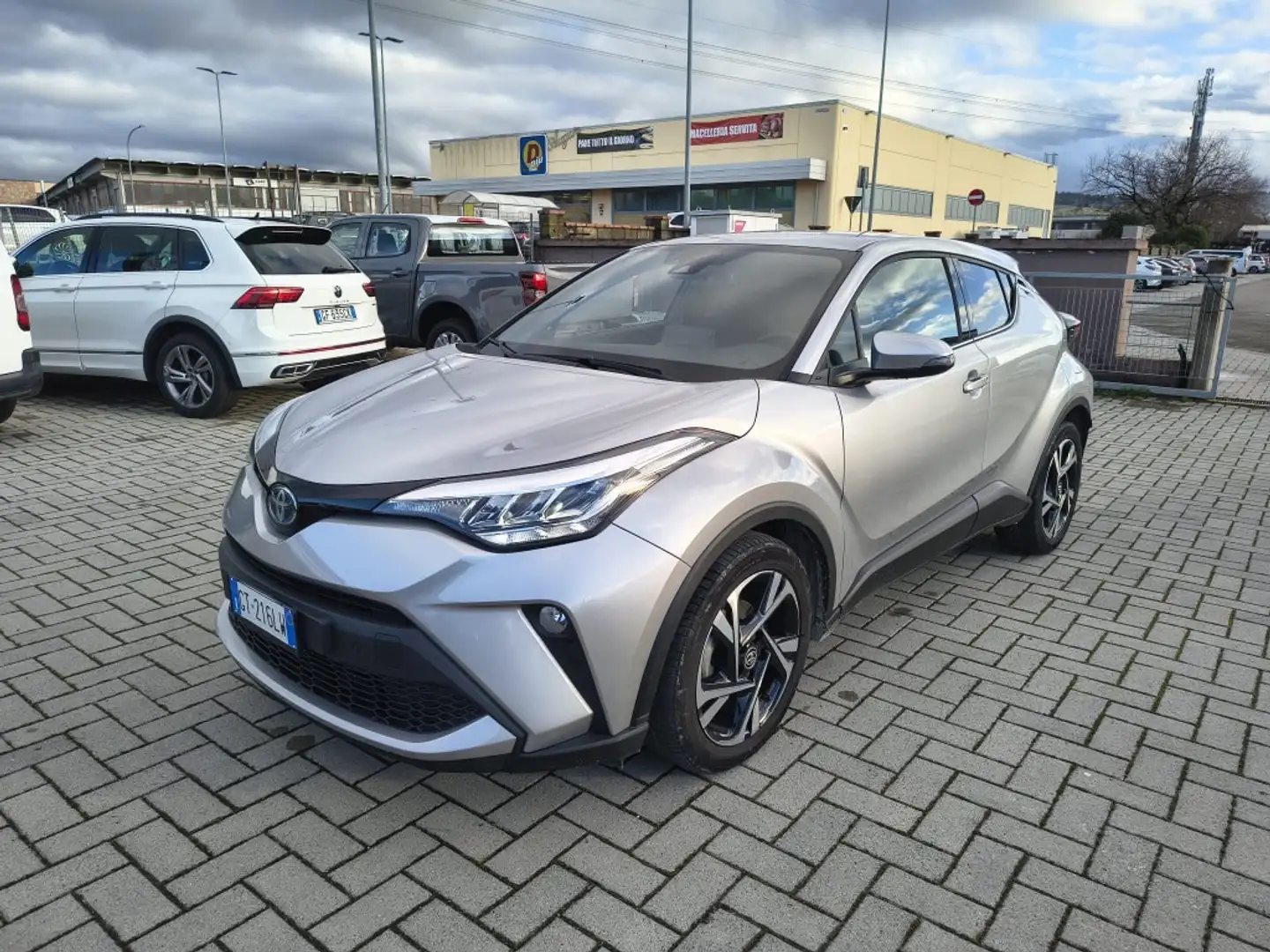 Toyota C-HR C-HR *PREZZO REALE* 2.0 Hybrid E-CVT Morebusiness Grigio - 1