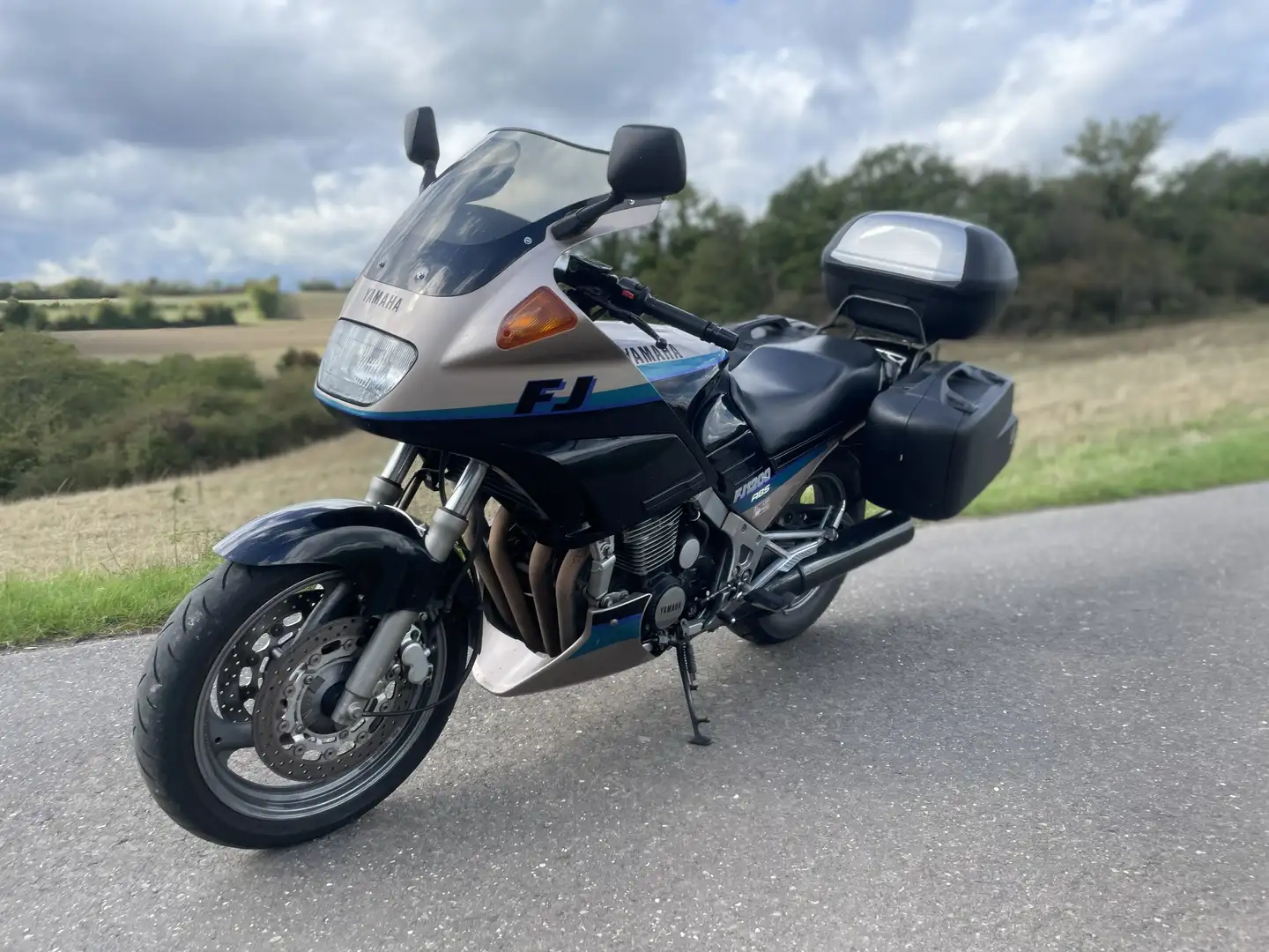 Yamaha FJ 1200 Bronce - 2