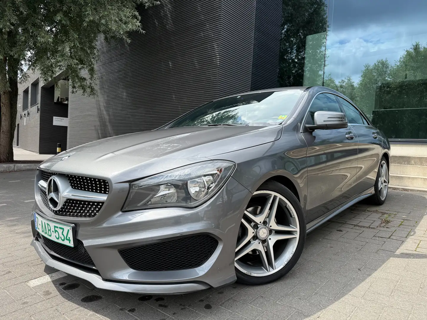 Mercedes-Benz CLA 200 CDI,100kw.! AMG Pack,Carnet Merc.C.T.+Car-Pass! Gris - 2