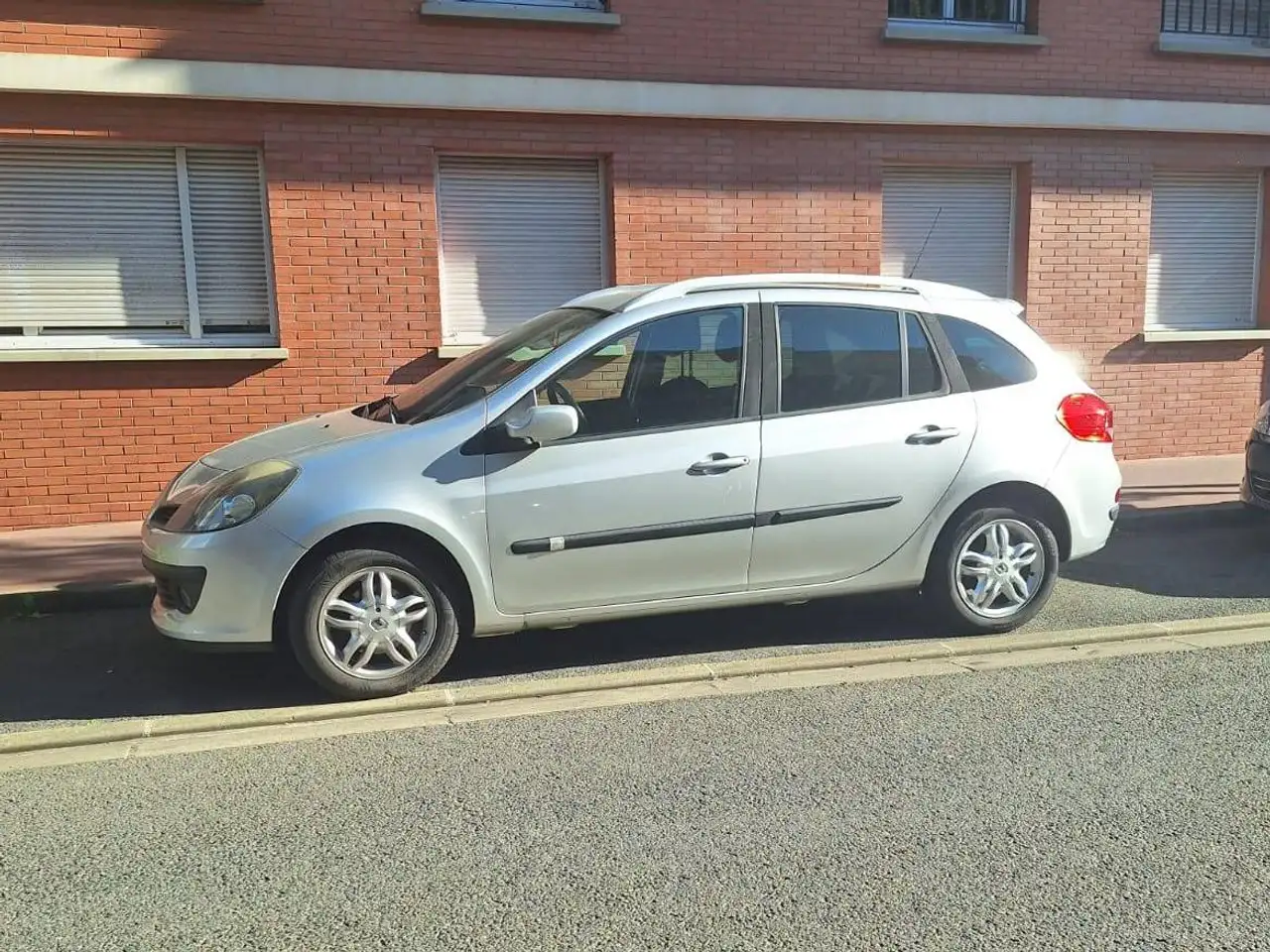 Renault Clio Estate TCE 100 eco2 Dynamique