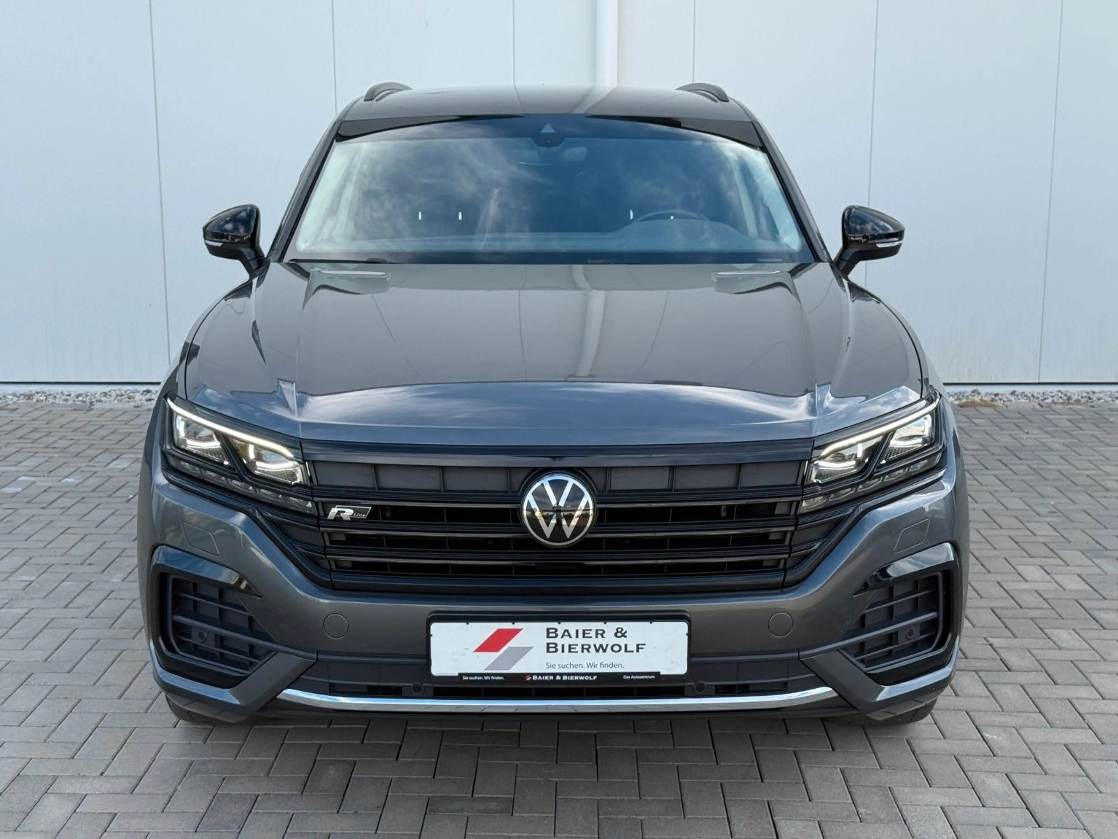Volkswagen Touareg Atmosph.3.0TDI R-LINE 4Motion STANDH.AHK — photo 2