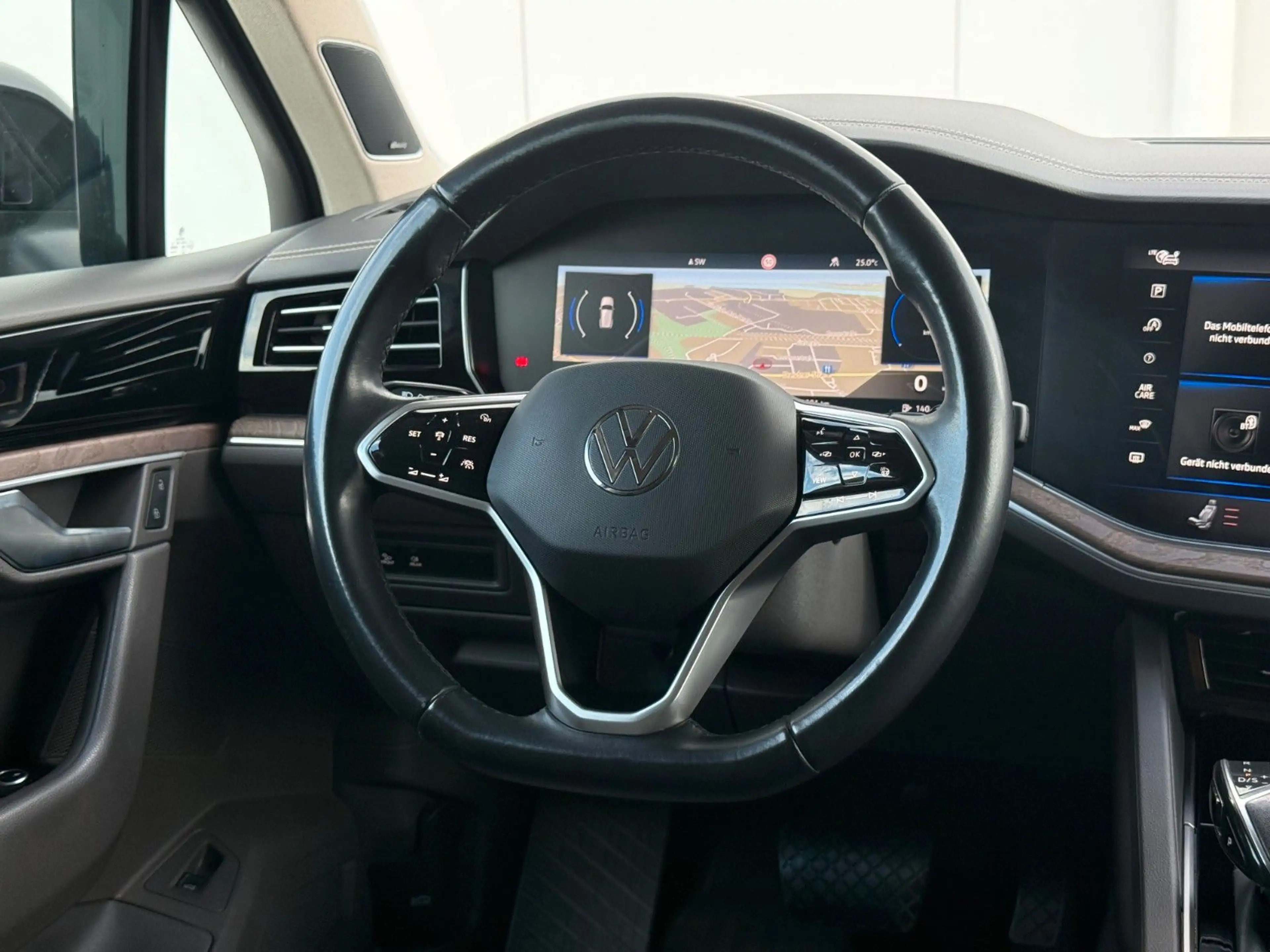 Volkswagen Touareg Atmosph.3.0TDI R-LINE 4Motion STANDH.AHK — photo 11