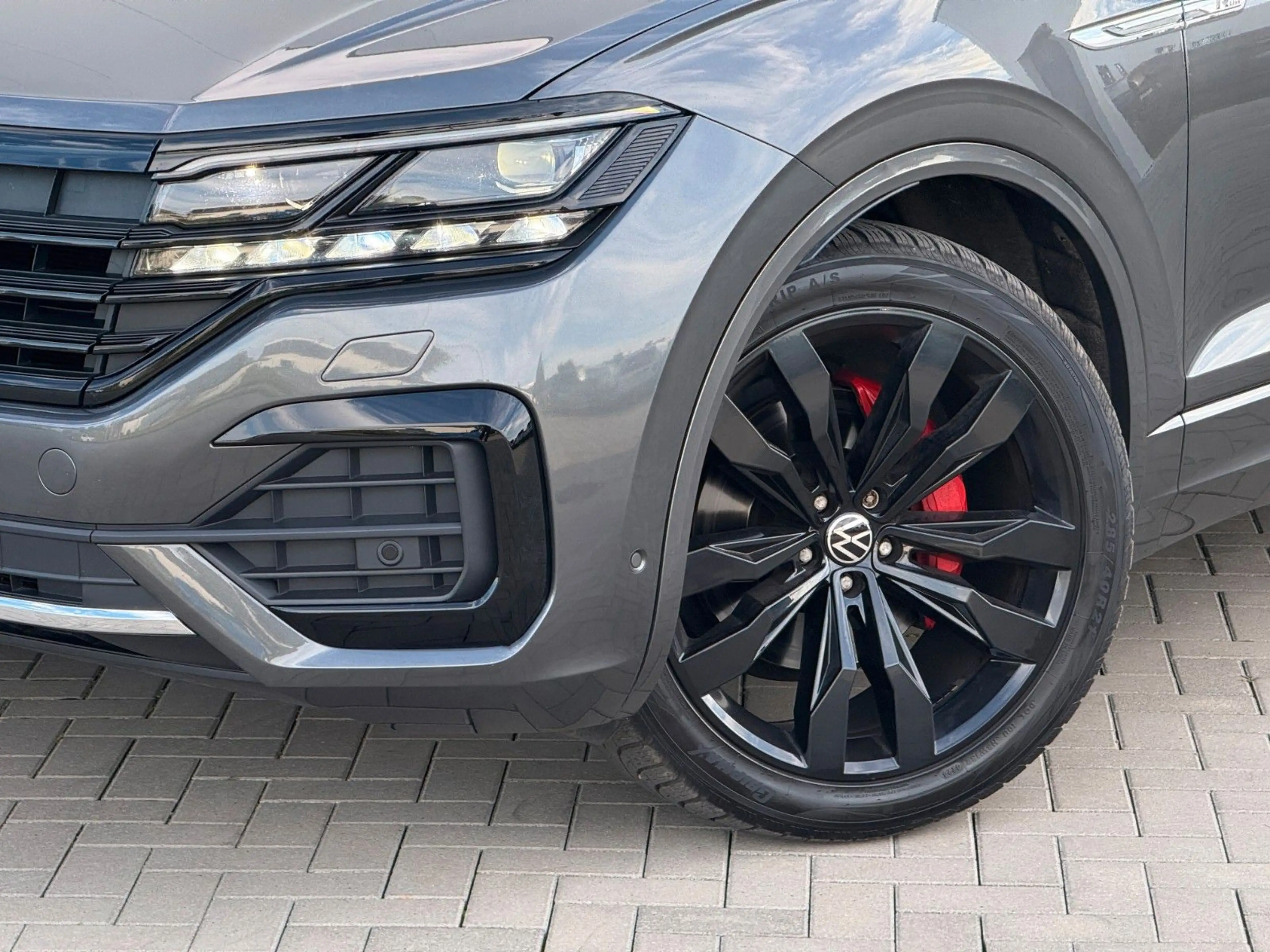Volkswagen Touareg Atmosph.3.0TDI R-LINE 4Motion STANDH.AHK — photo 8