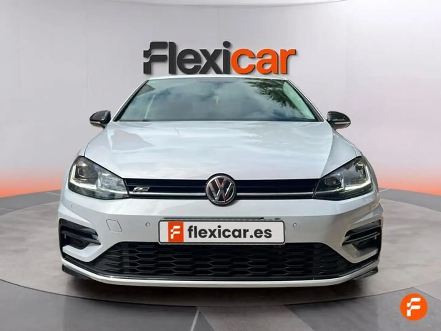 Volkswagen Golf 1.5 eTSI R-Line DSG 110kW Gris - 2