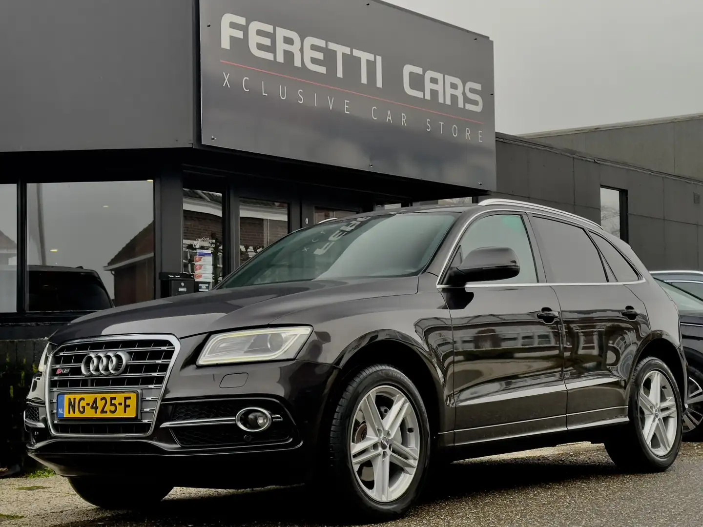 Audi Q5 3.0 TDI AUT7 QUATTRO 2X S-LINE 245 PK. LEDER NAVI Grijs - 1