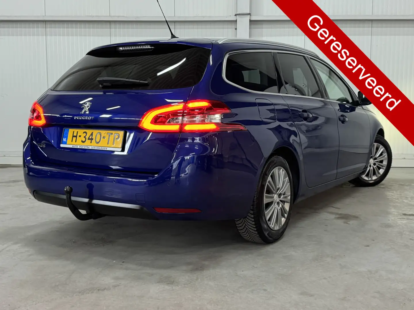 Peugeot 308 SW 1.2 PureTech 131 PK Blue Lease Premium 1/2-LEER Blauw - 2