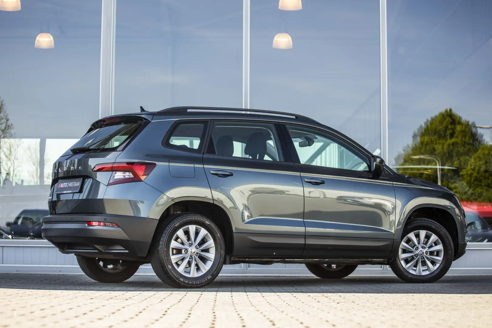 Skoda Karoq 1.5 TSI ACT Ambition | Pano | NL Auto | Carplay | Gris - 2