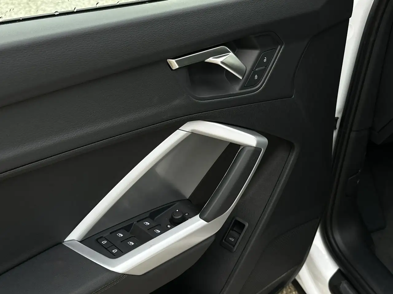 Audi Q3 снимка Audi Q3