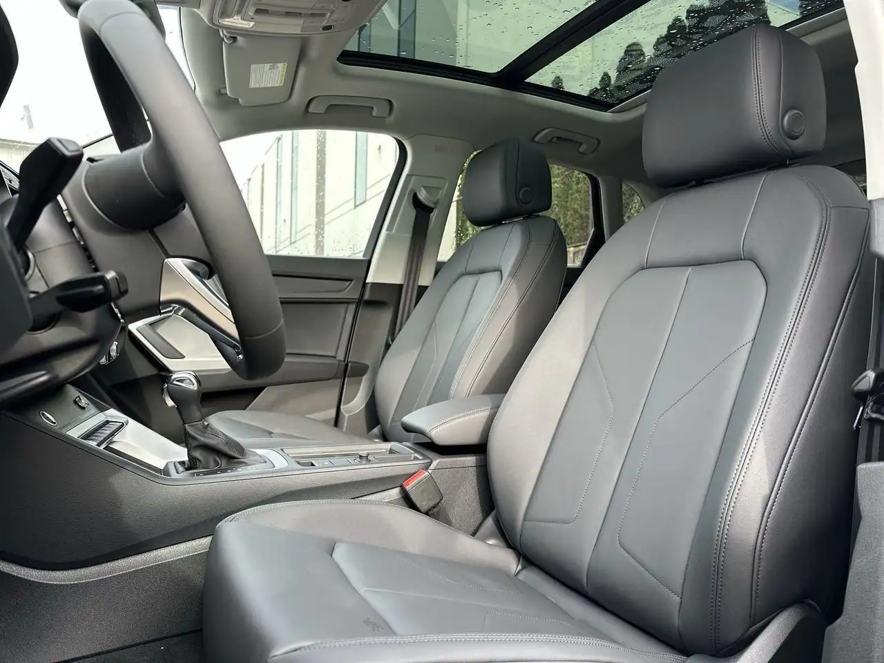 Audi Q3 снимка Audi Q3