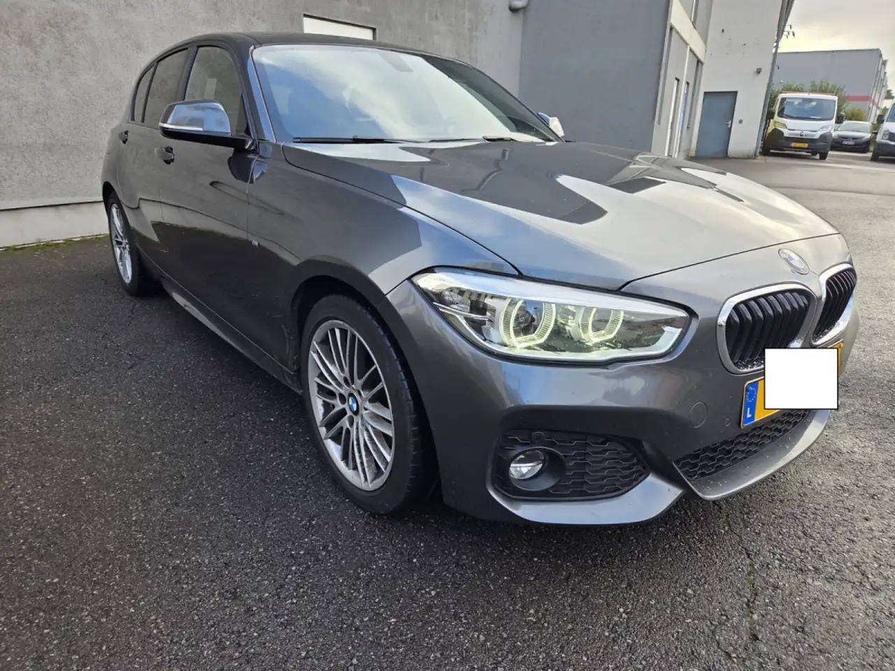 BMW 120