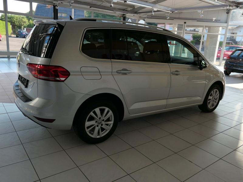 Volkswagen Touran Highline BMT/Start-Stopp — photo 9