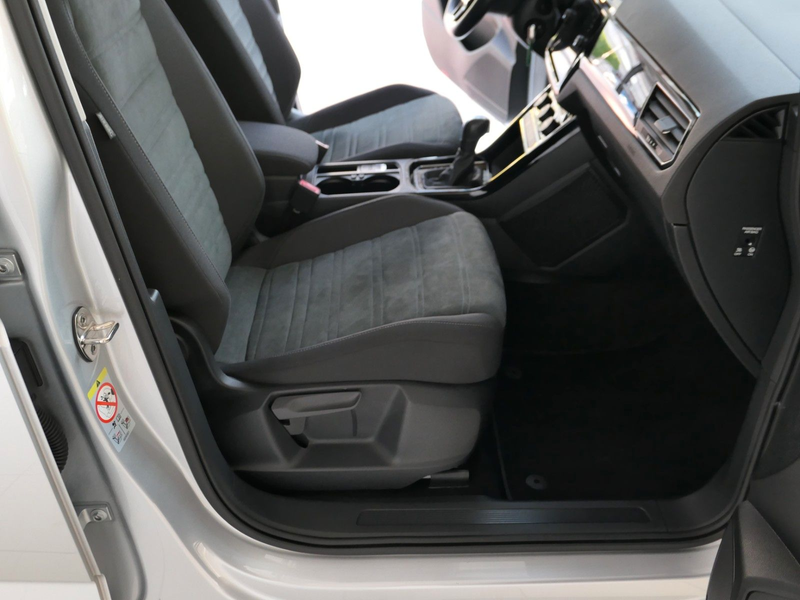 Volkswagen Touran Highline BMT/Start-Stopp — photo 12