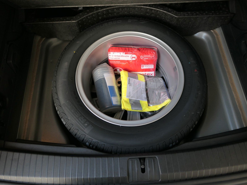 Volkswagen Touran Highline BMT/Start-Stopp — photo 33