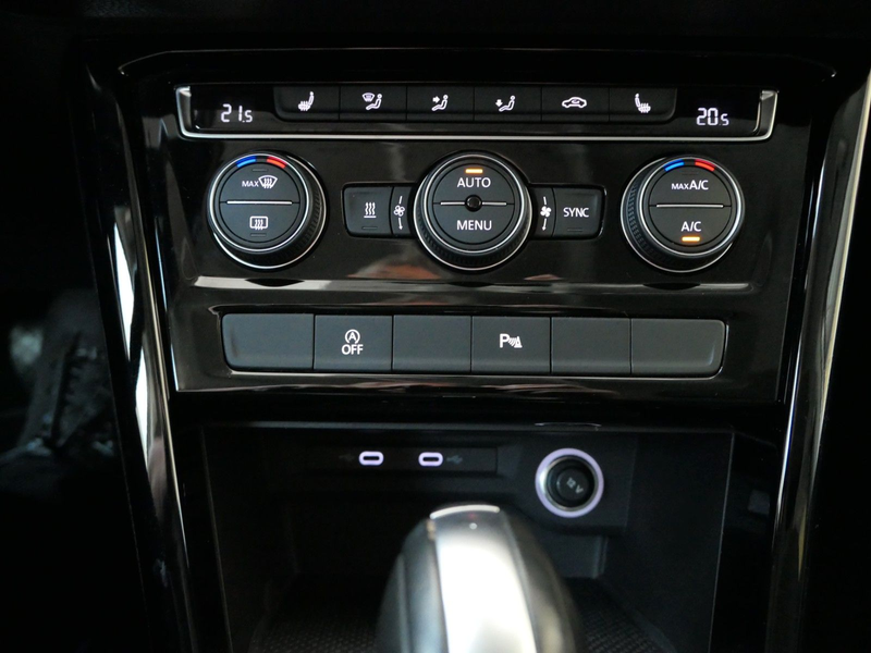 Volkswagen Touran Highline BMT/Start-Stopp — photo 28