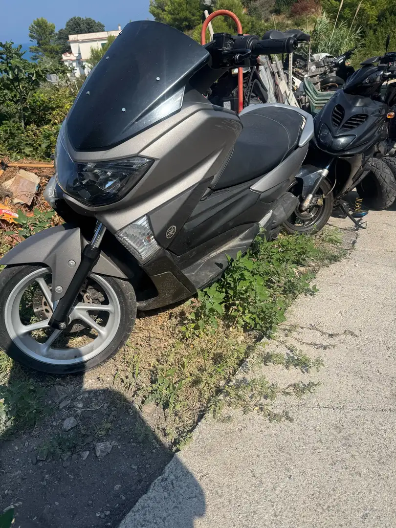 Yamaha NMAX - 1
