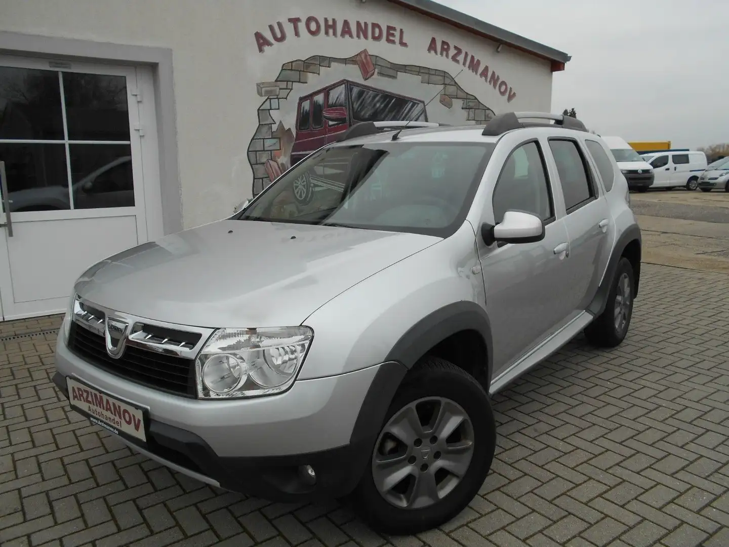 Dacia Duster 1.6 Ambiance 4x2 KLIMA Silber - 1