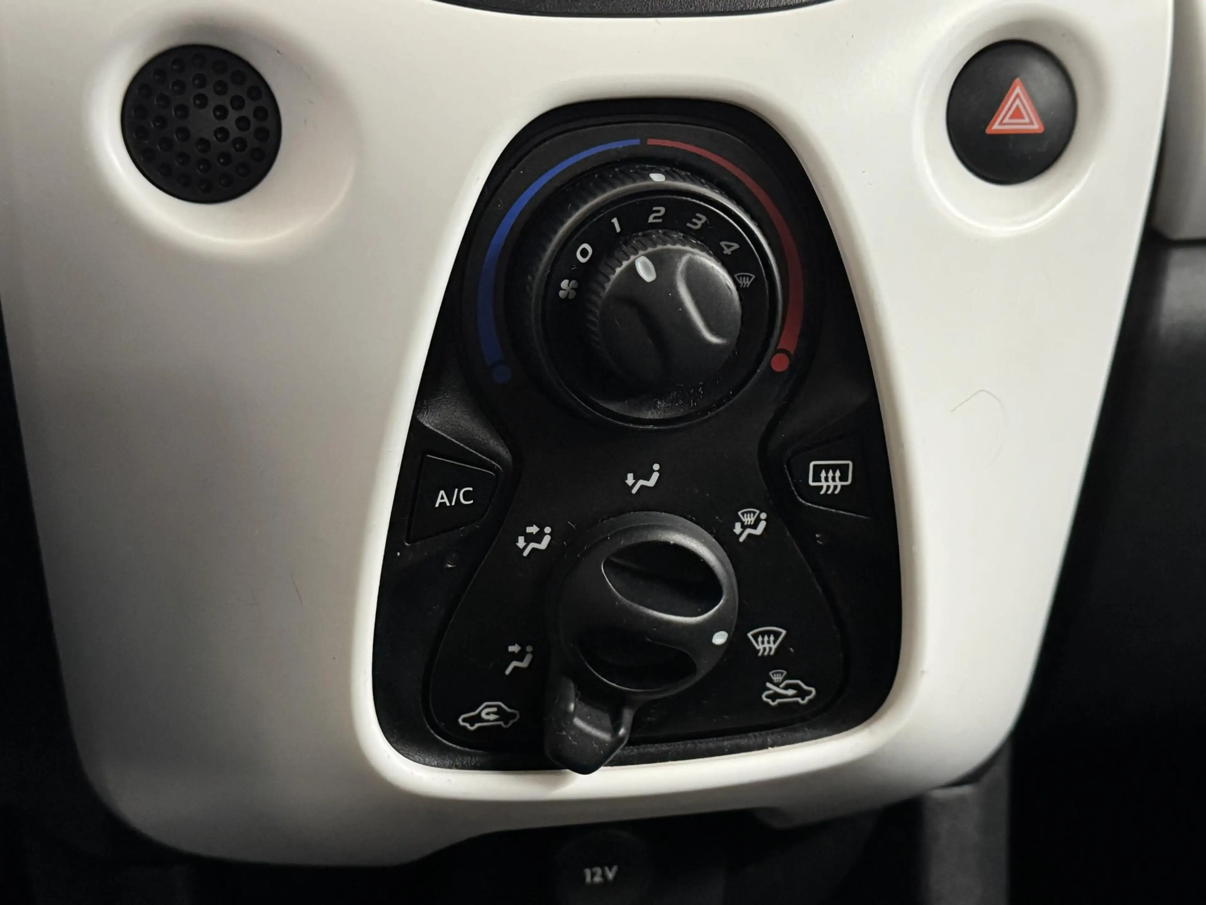 Peugeot 108 1.0 VTi Active | Bluetooth | Airco | Lichtmetalen — photo 13