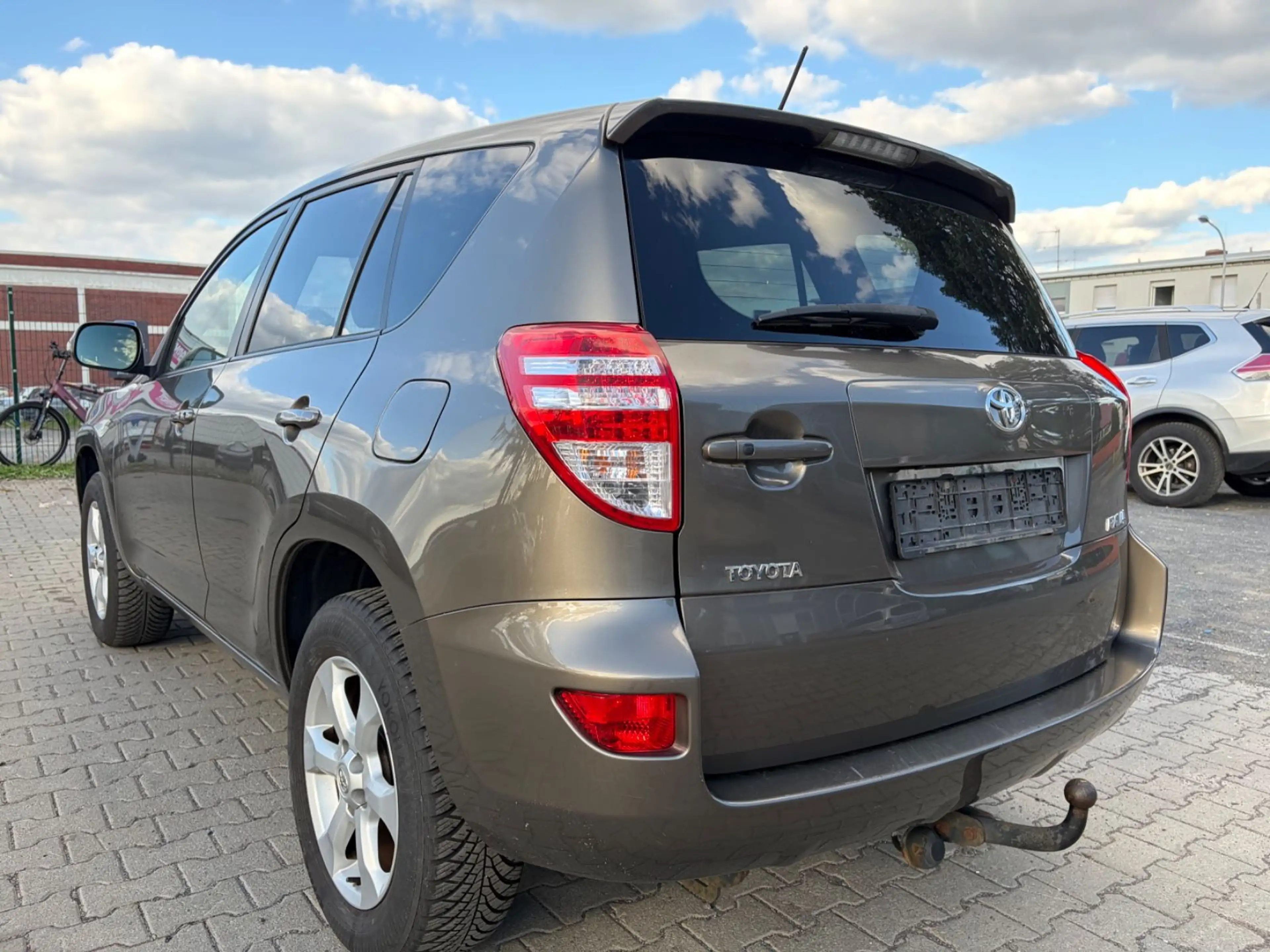 Toyota RAV 4 2,0-l-Valvematic 4x4 Multidrive S LEDER/NA — photo 15