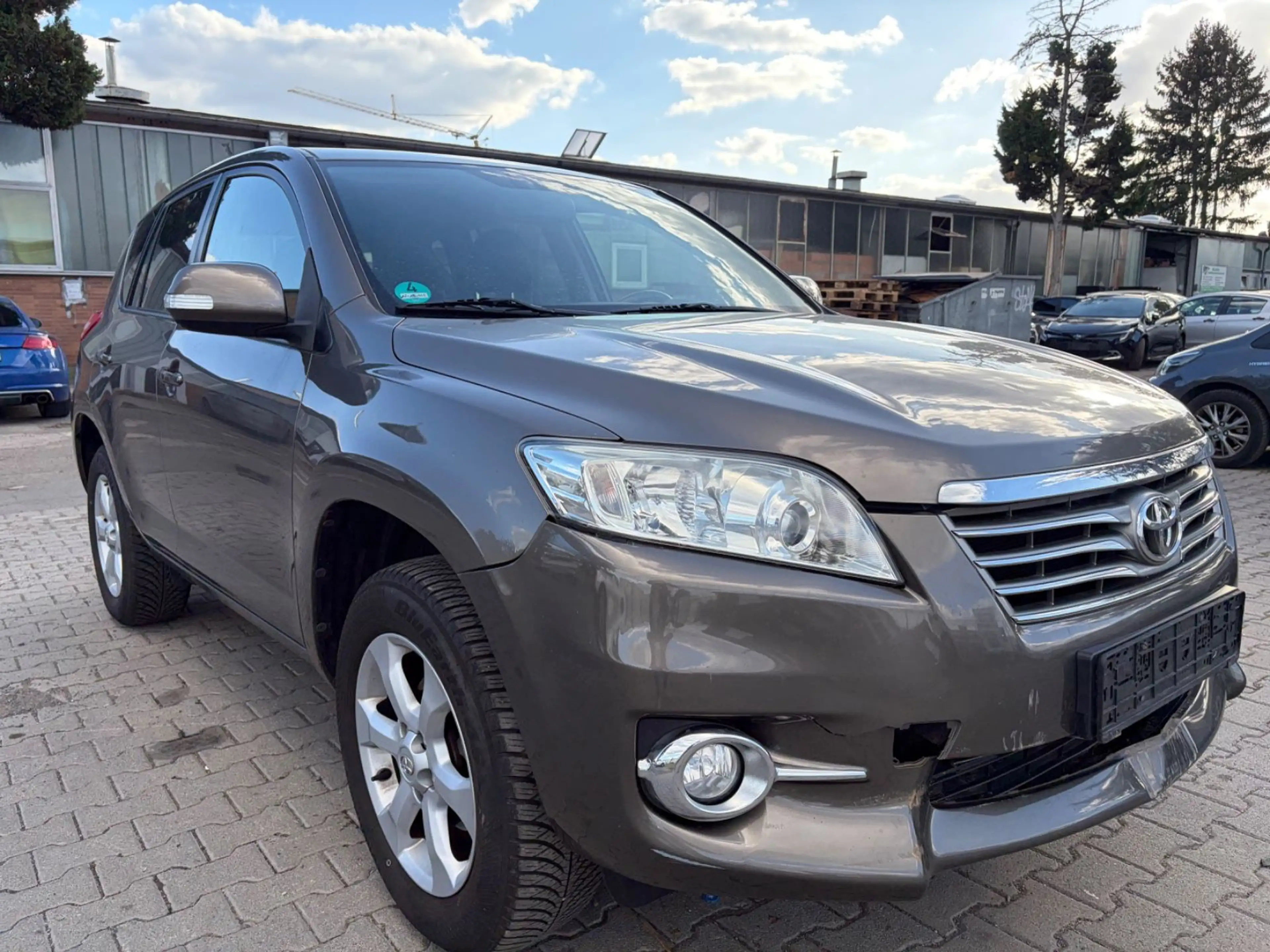 Toyota RAV 4 2,0-l-Valvematic 4x4 Multidrive S LEDER/NA — photo 8