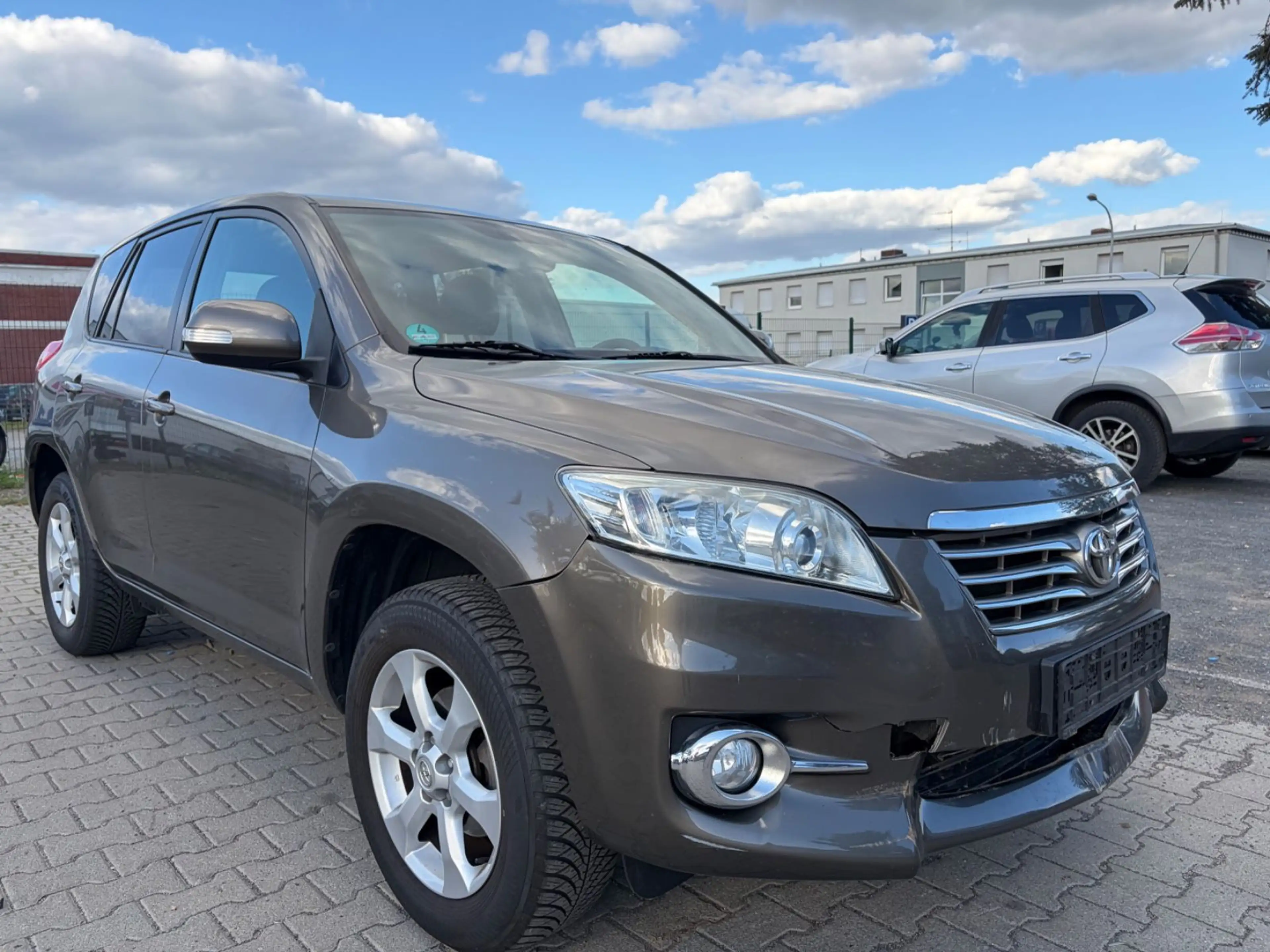 Toyota RAV 4 2,0-l-Valvematic 4x4 Multidrive S LEDER/NA — photo 2