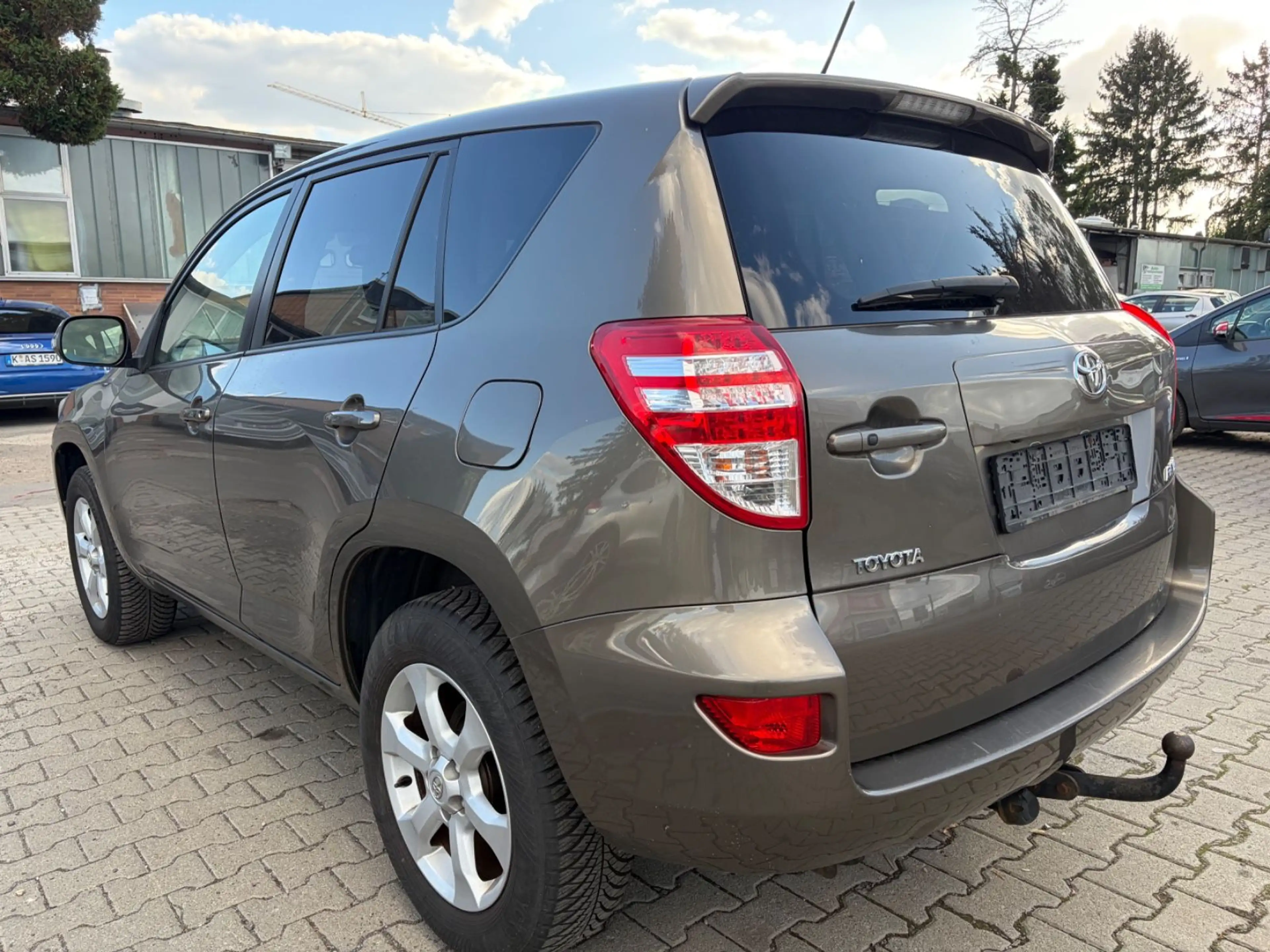 Toyota RAV 4 2,0-l-Valvematic 4x4 Multidrive S LEDER/NA — photo 14