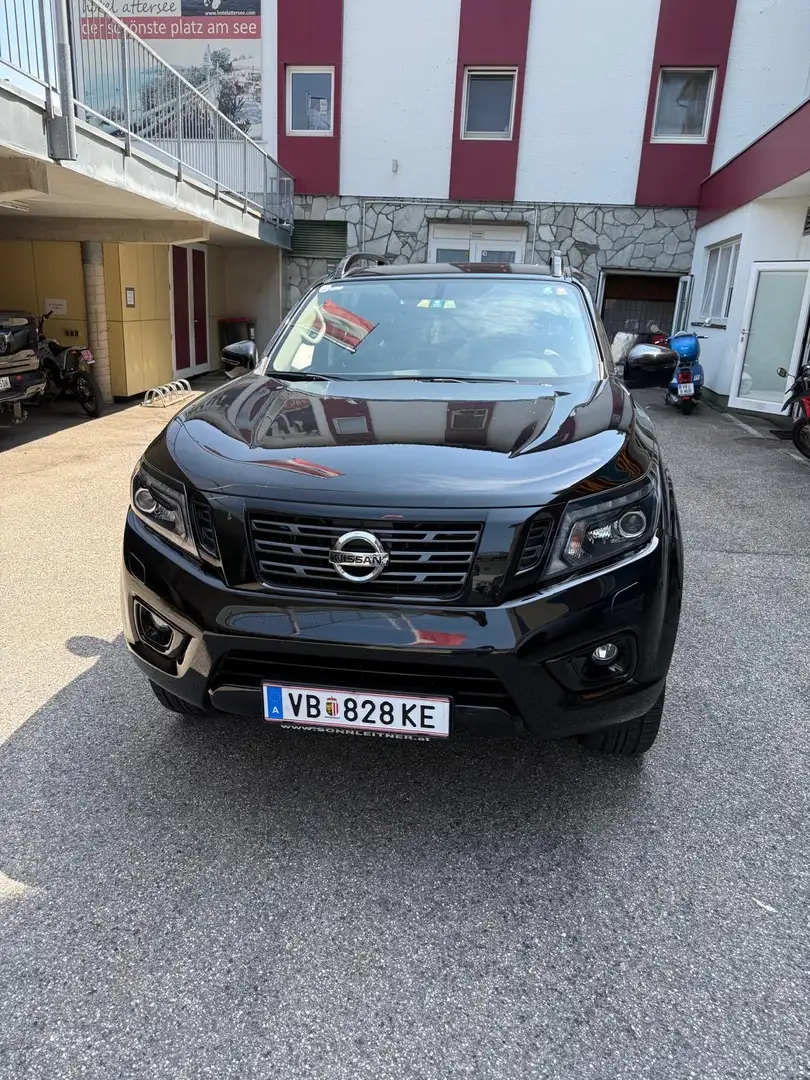 Nissan Navara - 1
