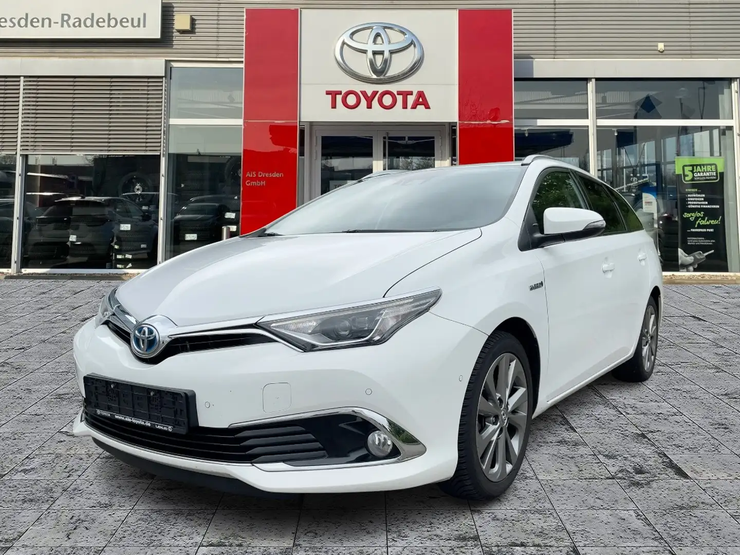 Toyota Auris TS 1.8 Hybrid Executive Navi*KAM*SHZ*DAB Blanc - 2