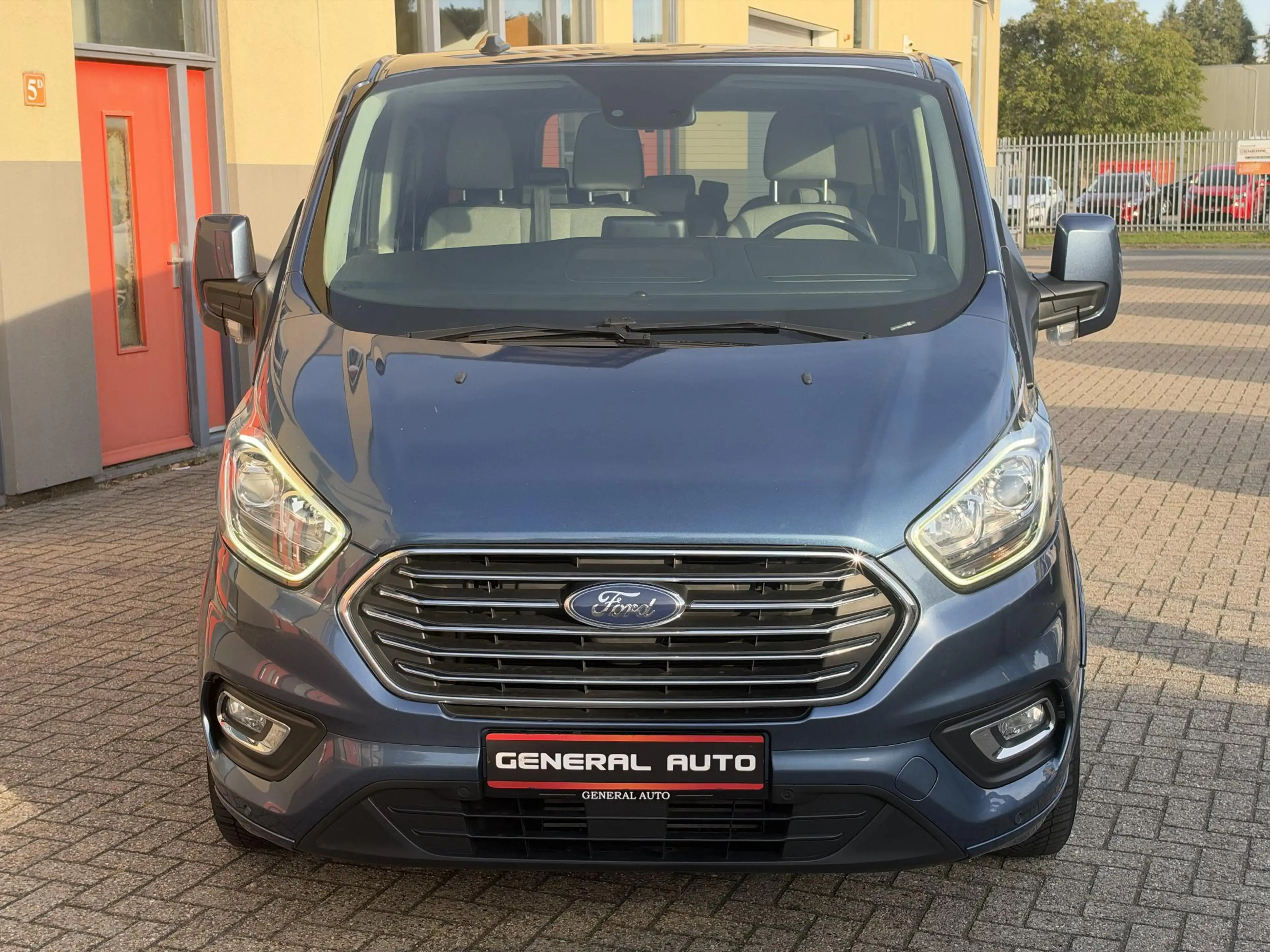 Ford Transit Custom Tourneo 320 2.0 TDCI L2H1 Titanium X, Automaat, 9p — photo 4