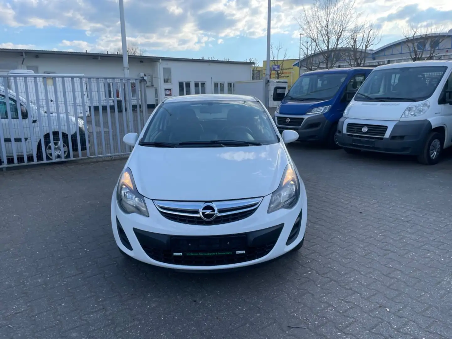 Opel Corsa D Energy*Klima+Teilleder+Tempomat+PDC+SHZ* Weiß - 2