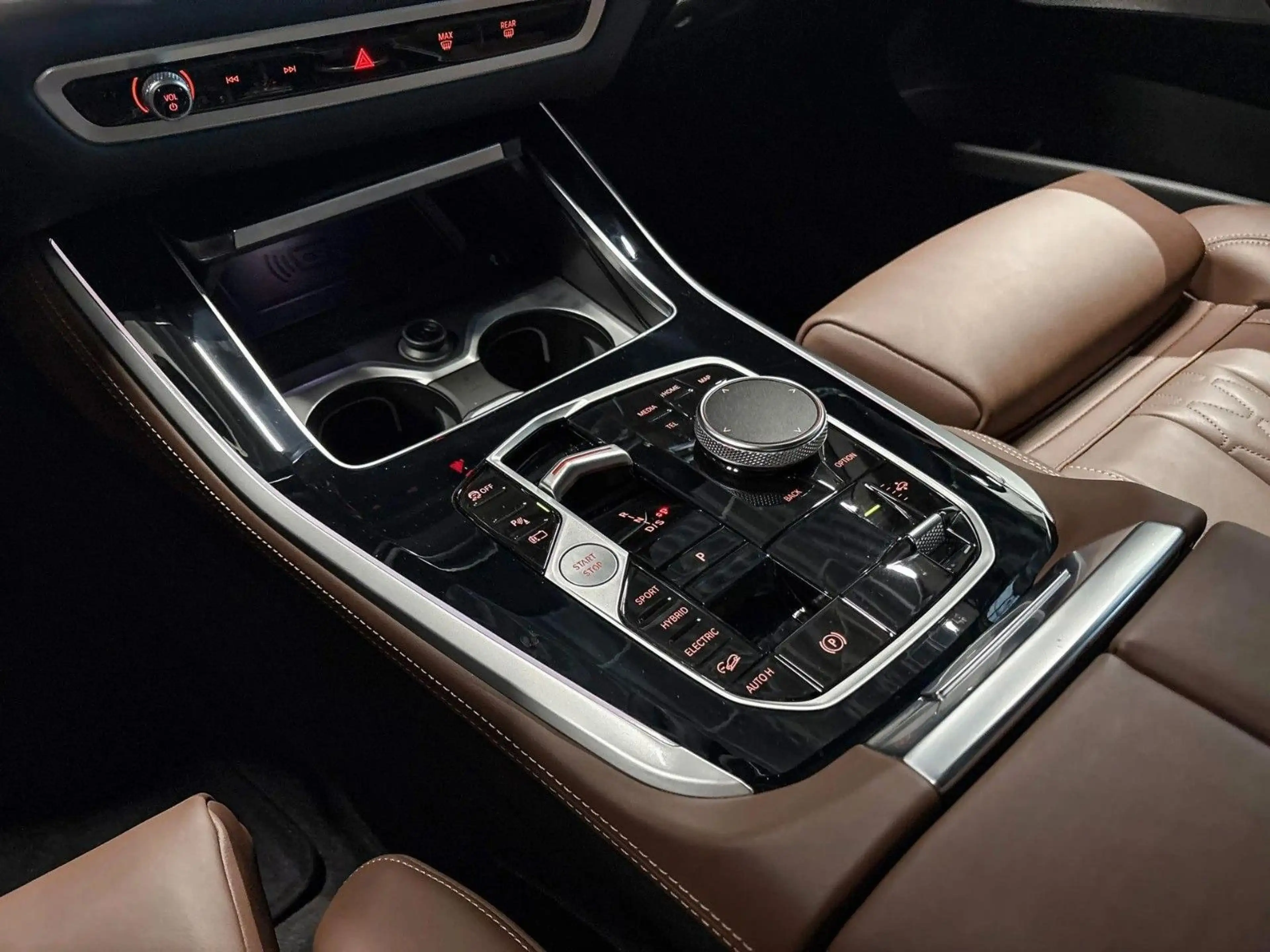 BMW X5 50e xDrive M Sport*AHK*Pano*Merino*22" — photo 16