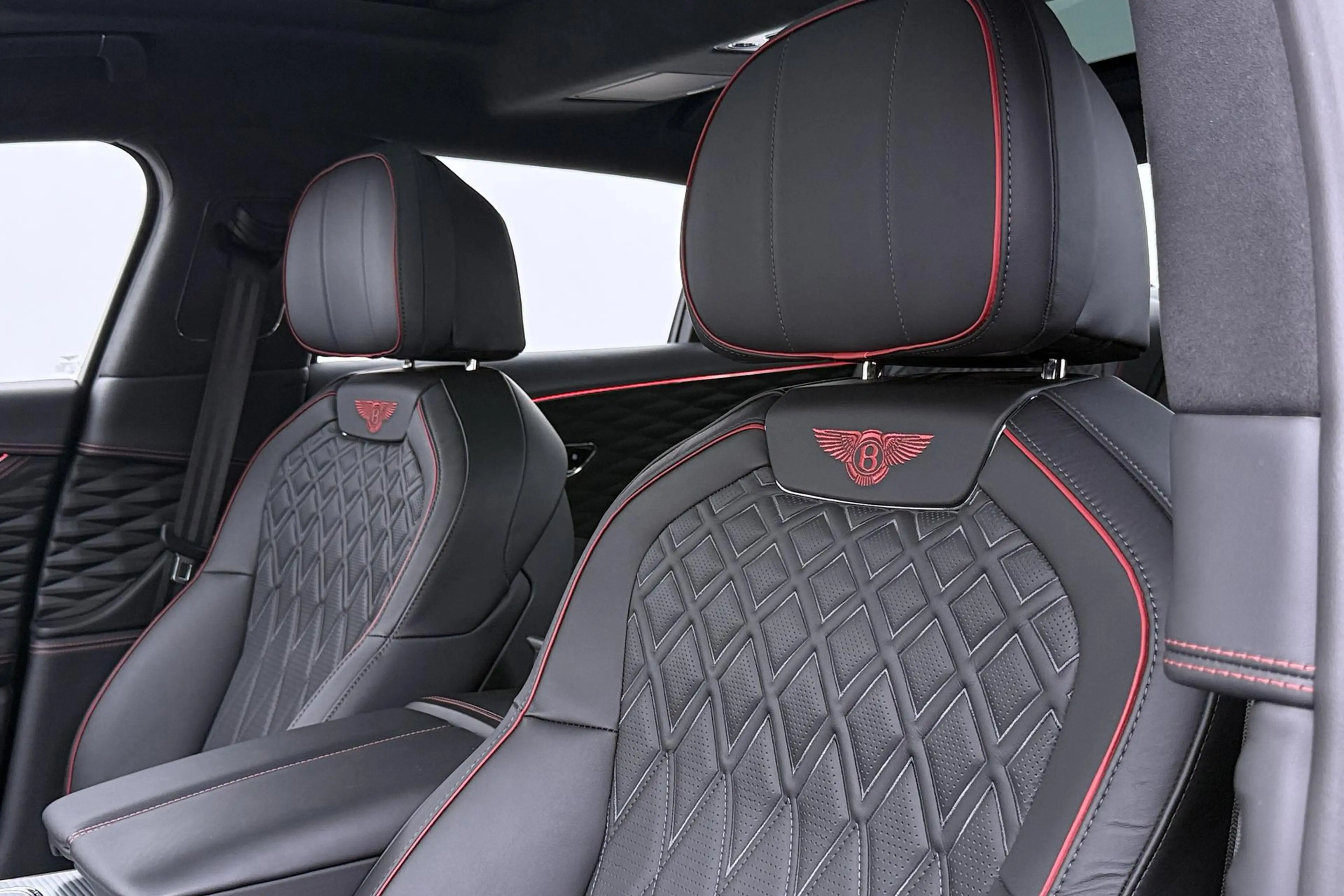 Bentley Flying Spur 2.9 V6 Hybrid Azure | Rotating Display | Black Pac — photo 46