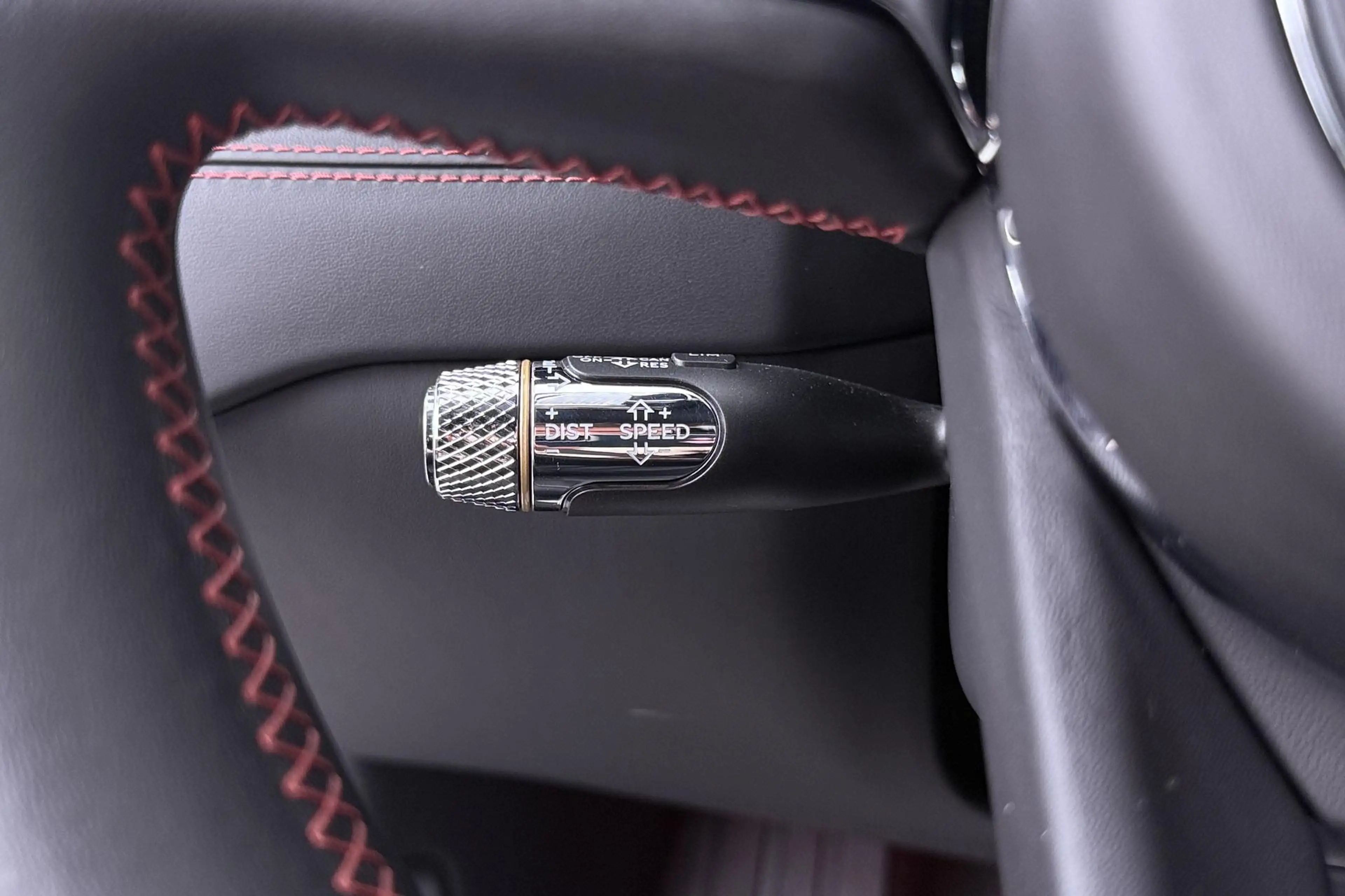 Bentley Flying Spur 2.9 V6 Hybrid Azure | Rotating Display | Black Pac — photo 38