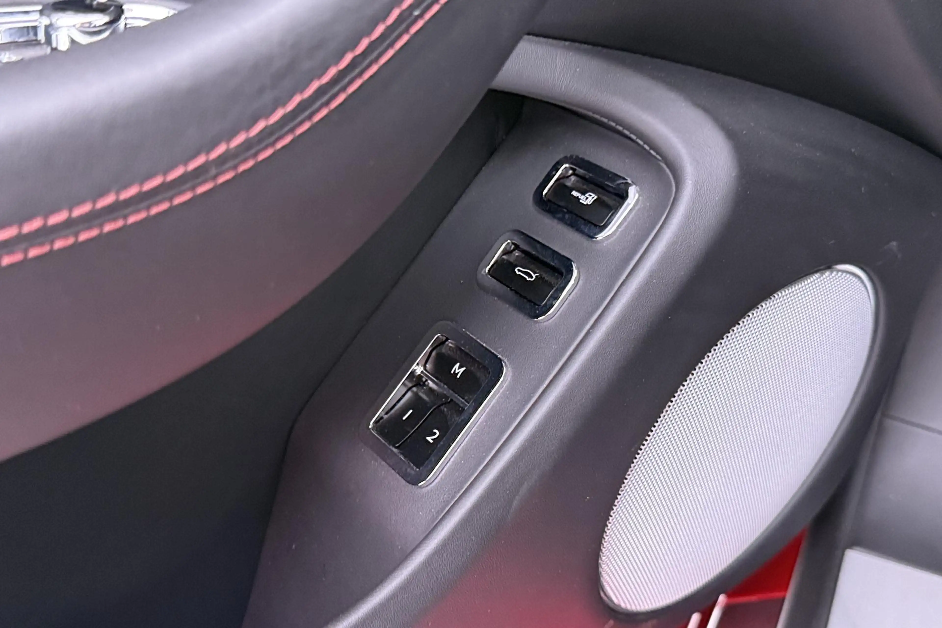 Bentley Flying Spur 2.9 V6 Hybrid Azure | Rotating Display | Black Pac — photo 43