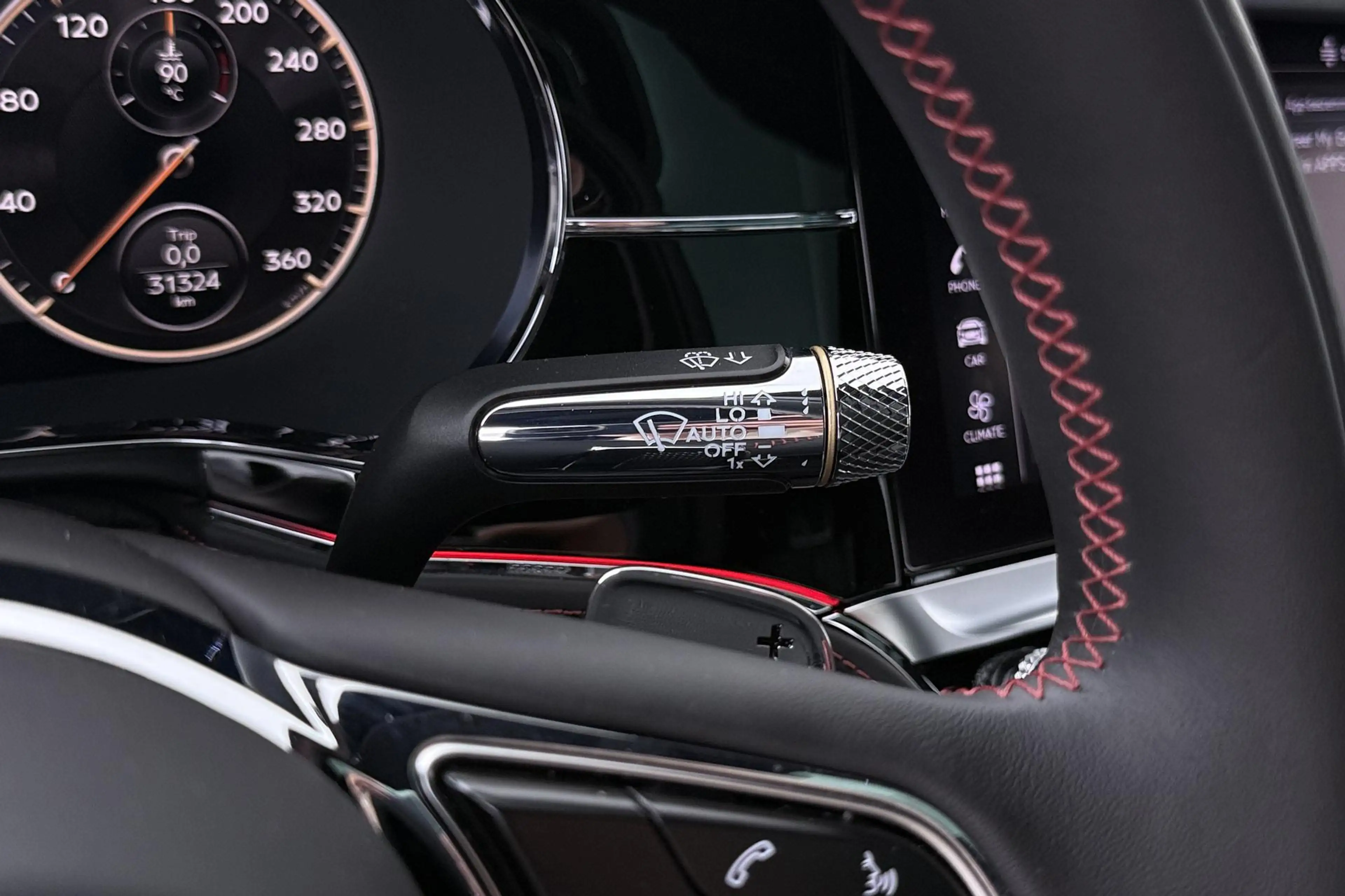 Bentley Flying Spur 2.9 V6 Hybrid Azure | Rotating Display | Black Pac — photo 37