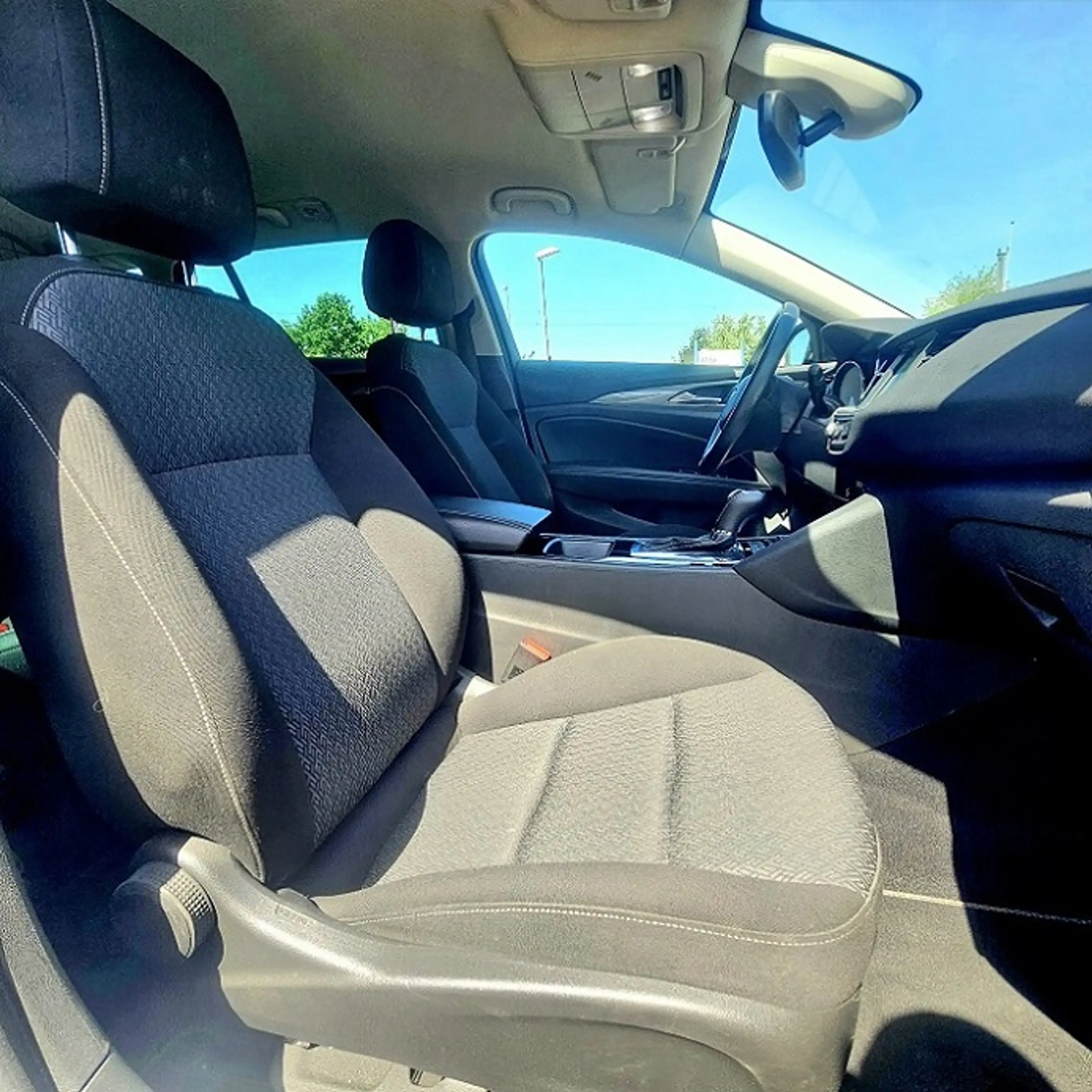 Opel Insignia Business Edition *Automatik*Navi*Allwetter* — photo 10