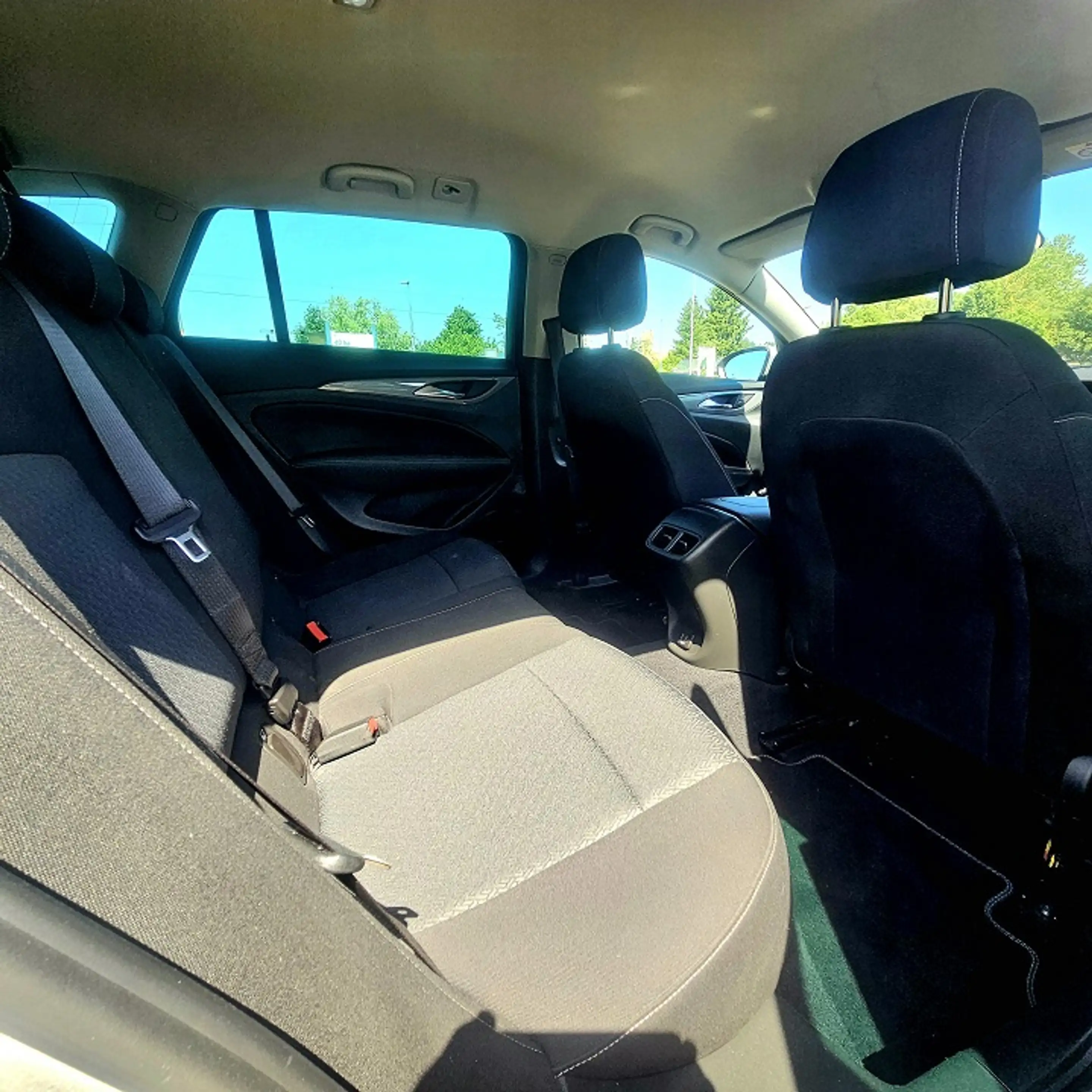 Opel Insignia Business Edition *Automatik*Navi*Allwetter* — photo 13
