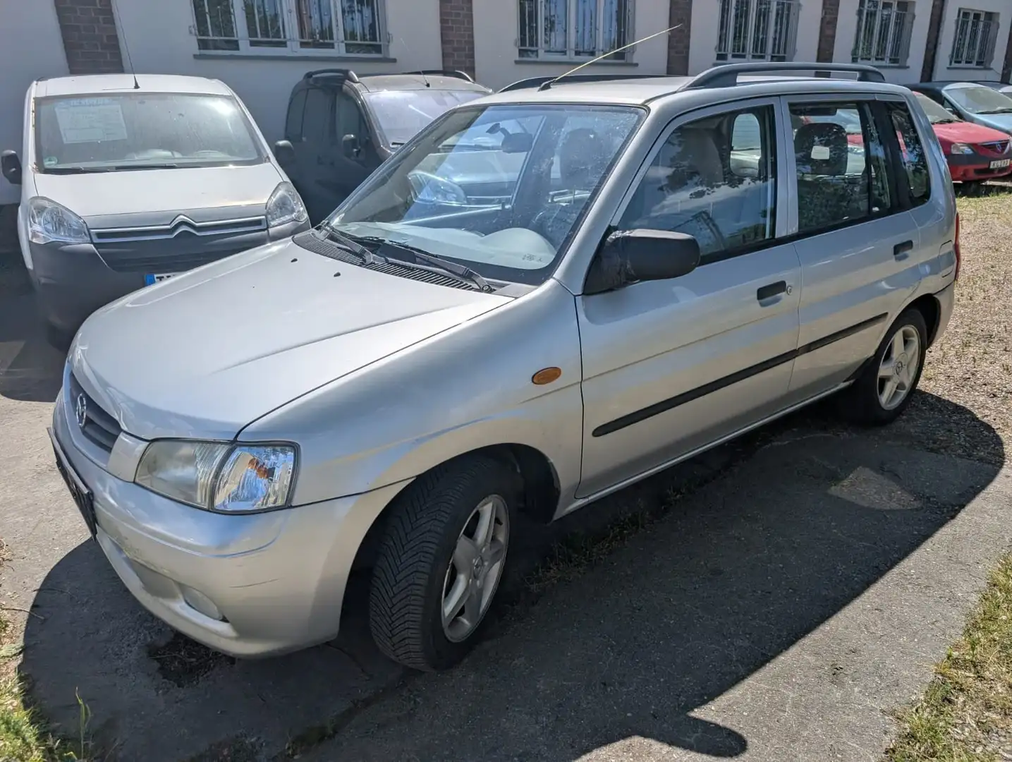 Mazda Demio Demio 1.5 Sportive,Klima,Alu,ZV/FB,Export,NR Silber - 1