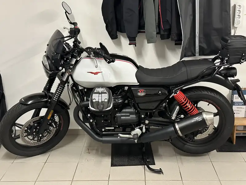 Moto Guzzi V 7 - foto 5