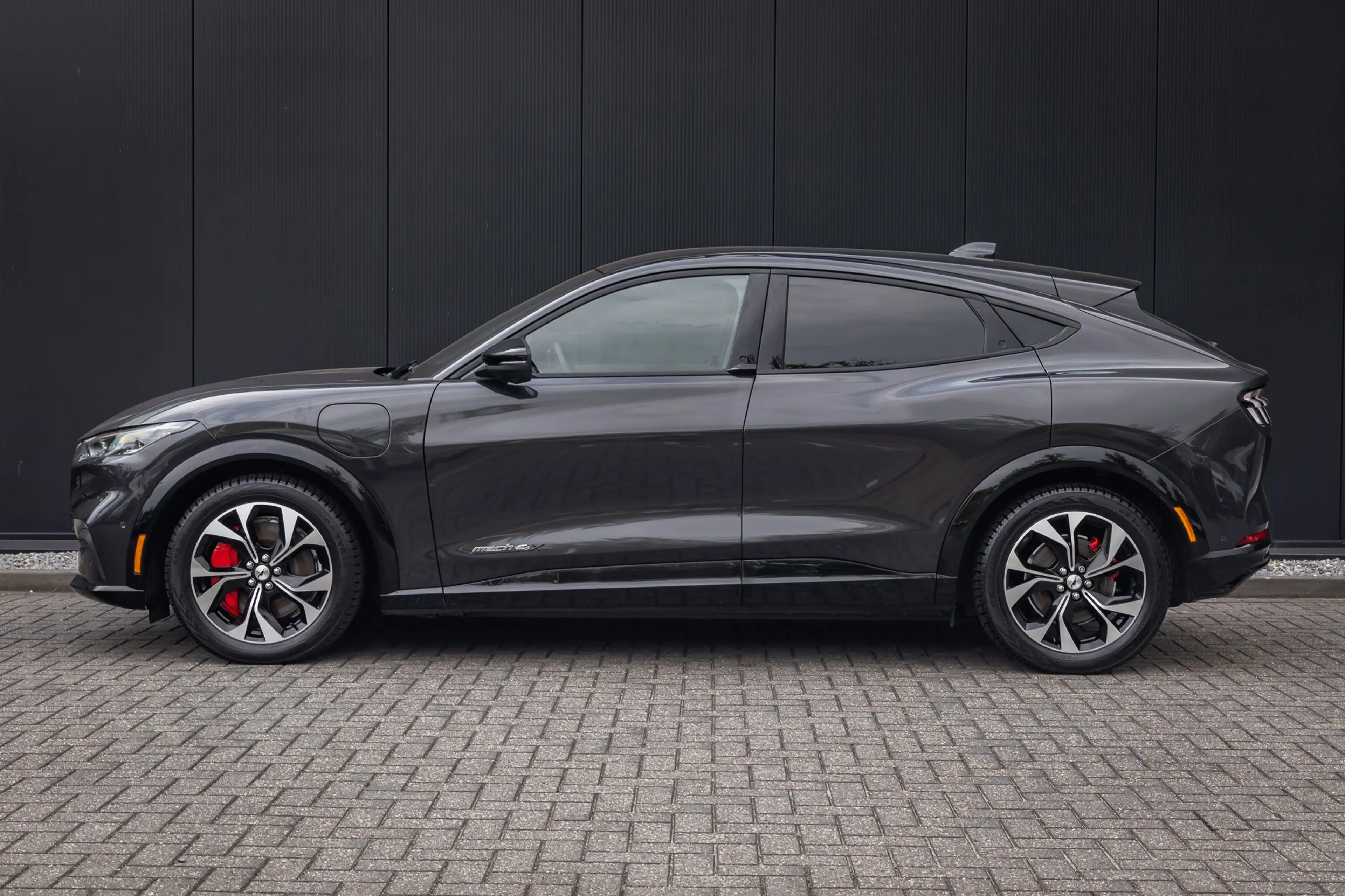 Ford Mustang Mach-E Extended First Edition AWD 98 kWh | Leder | Adapti — photo 5